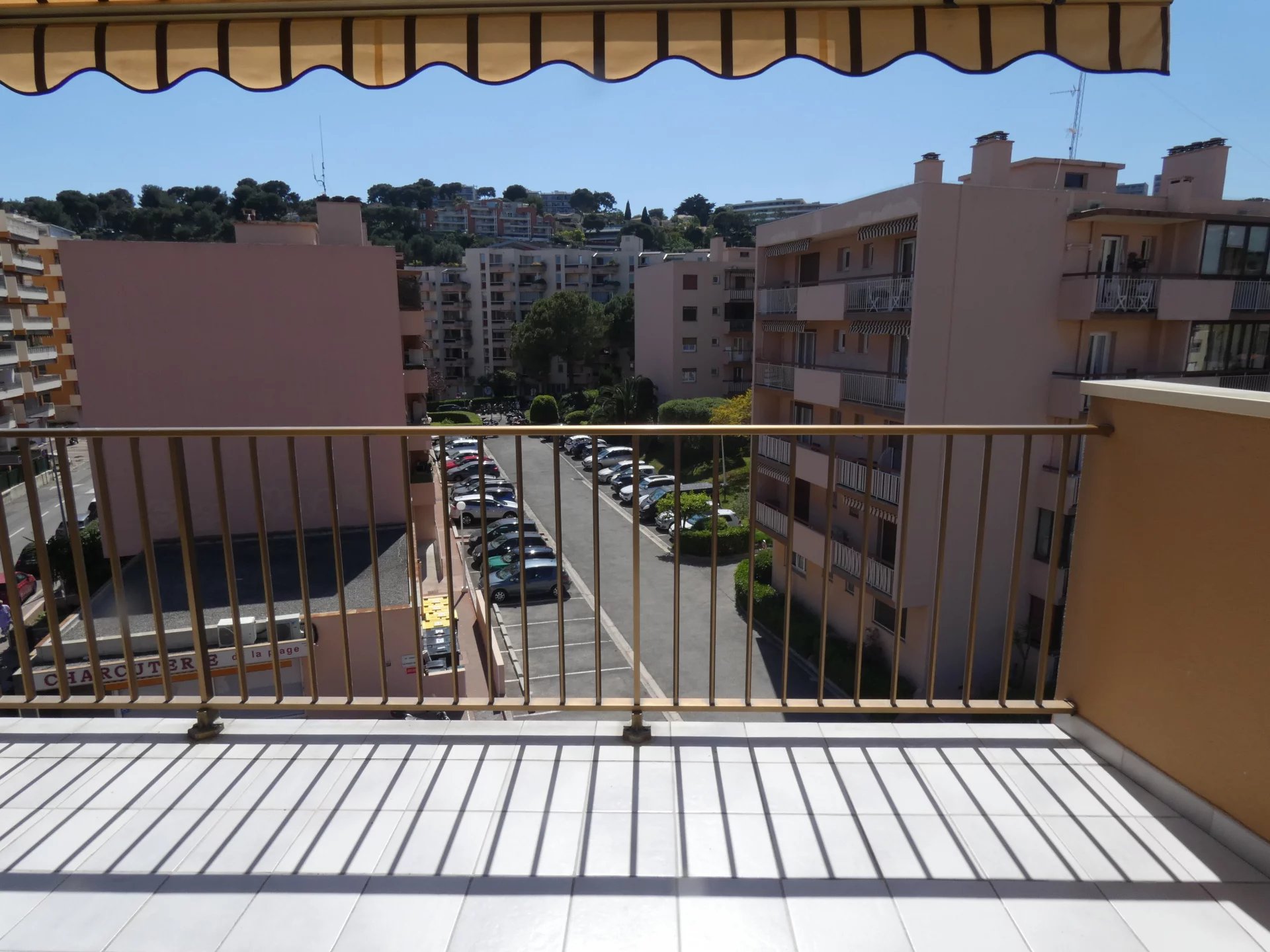 ROQUEBRUNE Quartier de la plage 2-P