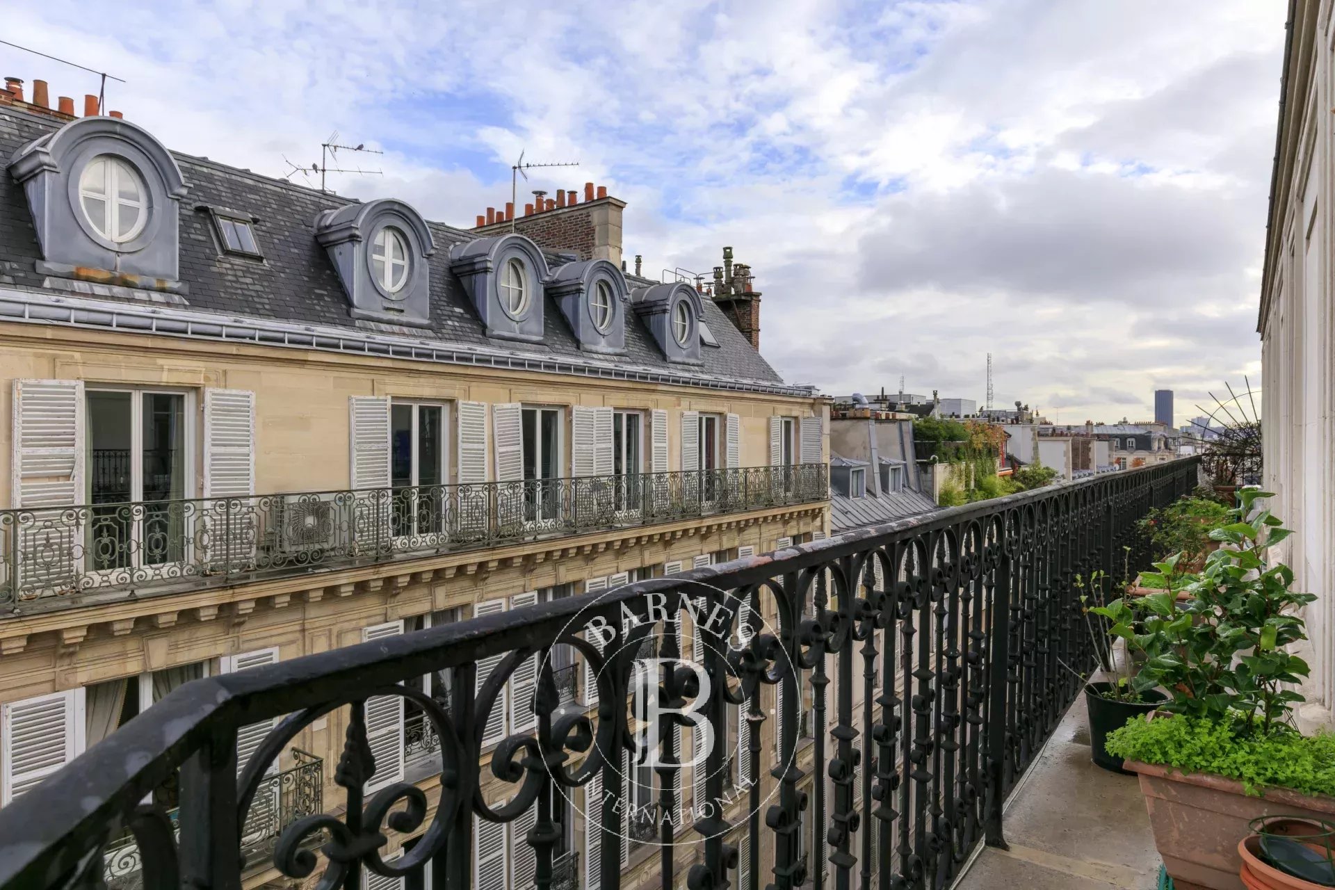 Daire Paris 8ème - picture 19