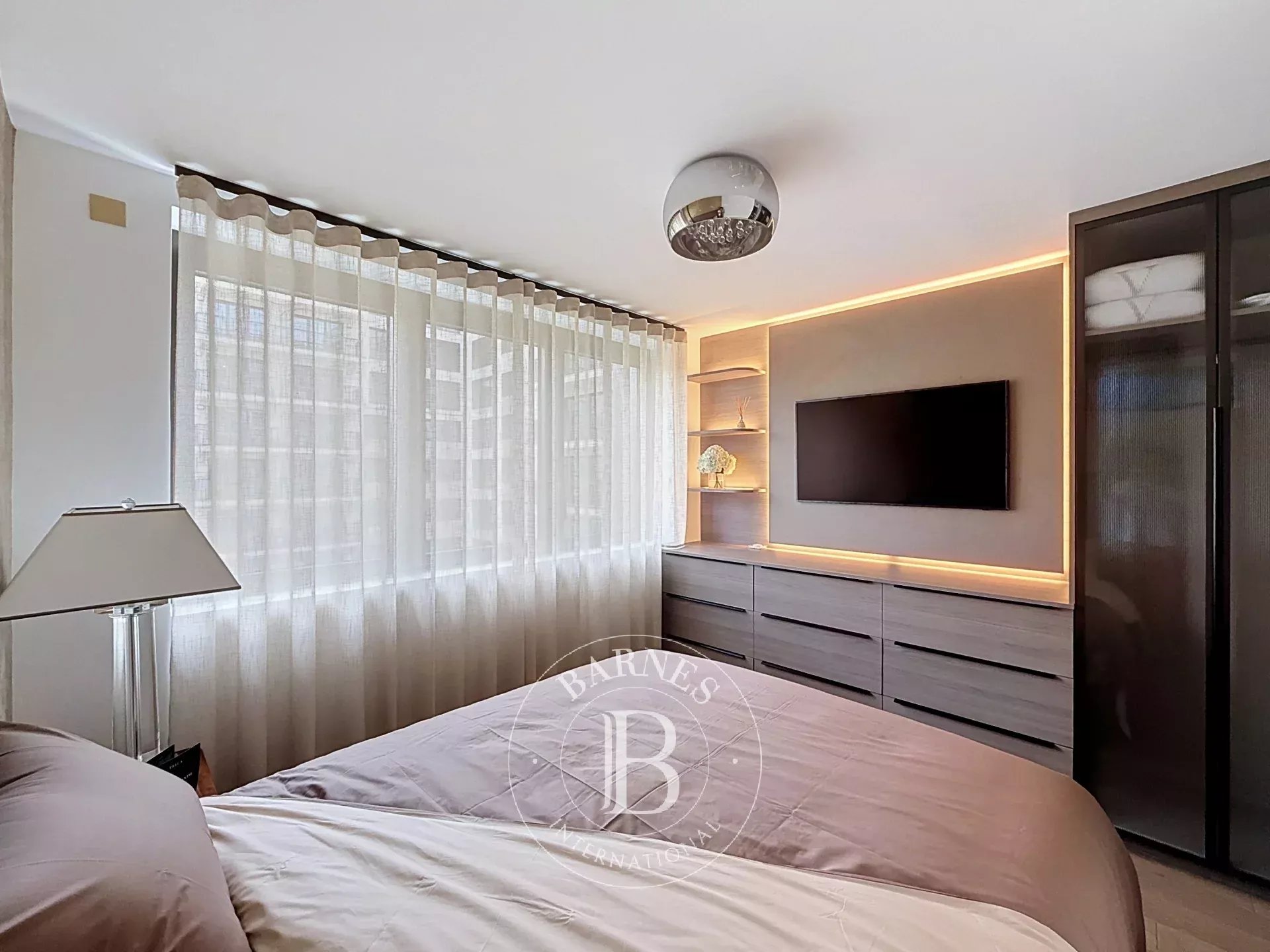 Neuilly-sur-Seine  - Piso 5 Cuartos 4 Habitaciones - picture 10