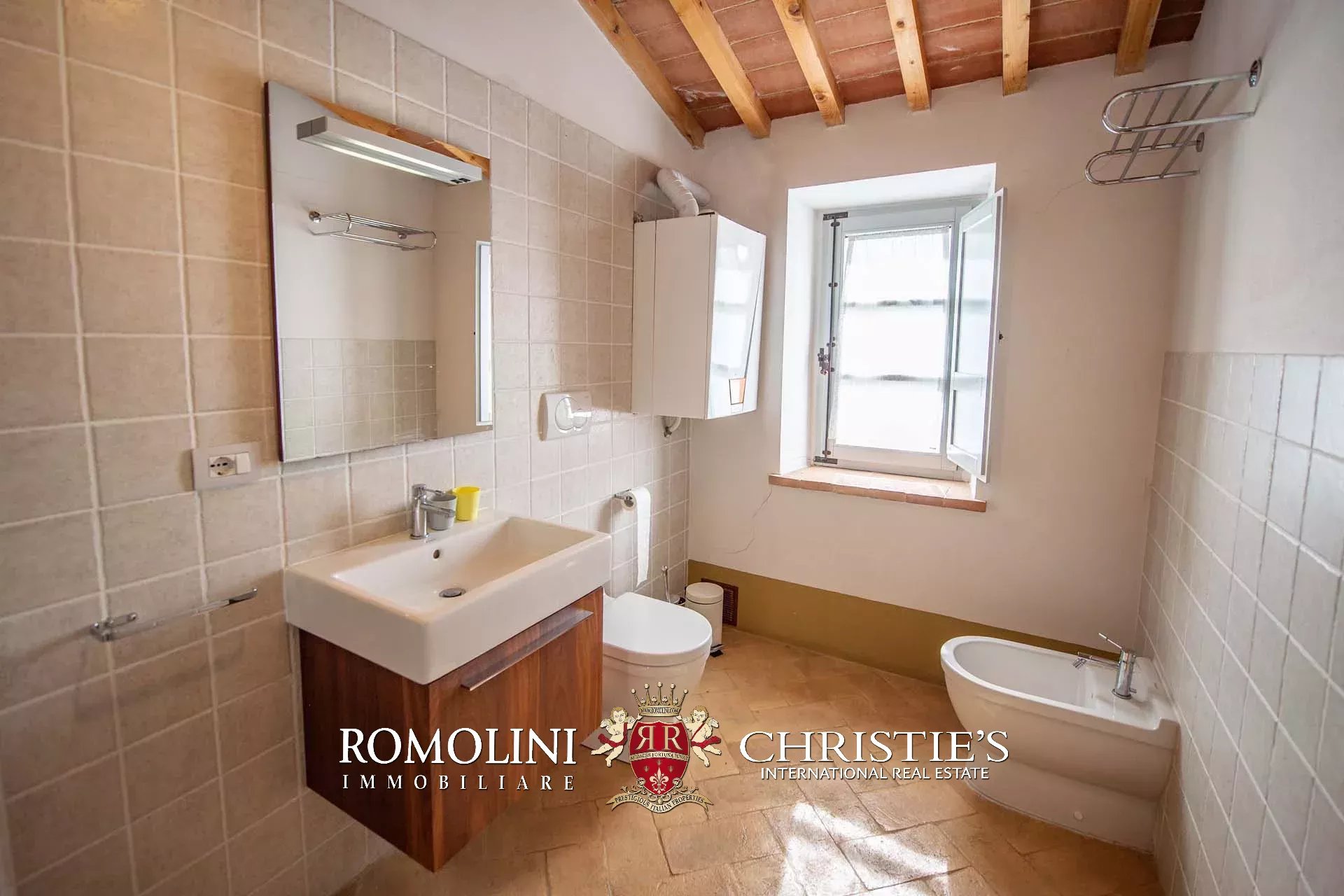 25 Bedroom Villa/Townhouse's Image 76