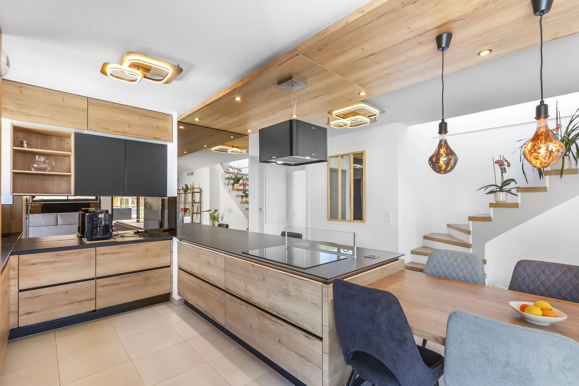 Bright penthouse with large terrace - Saint Aygulf