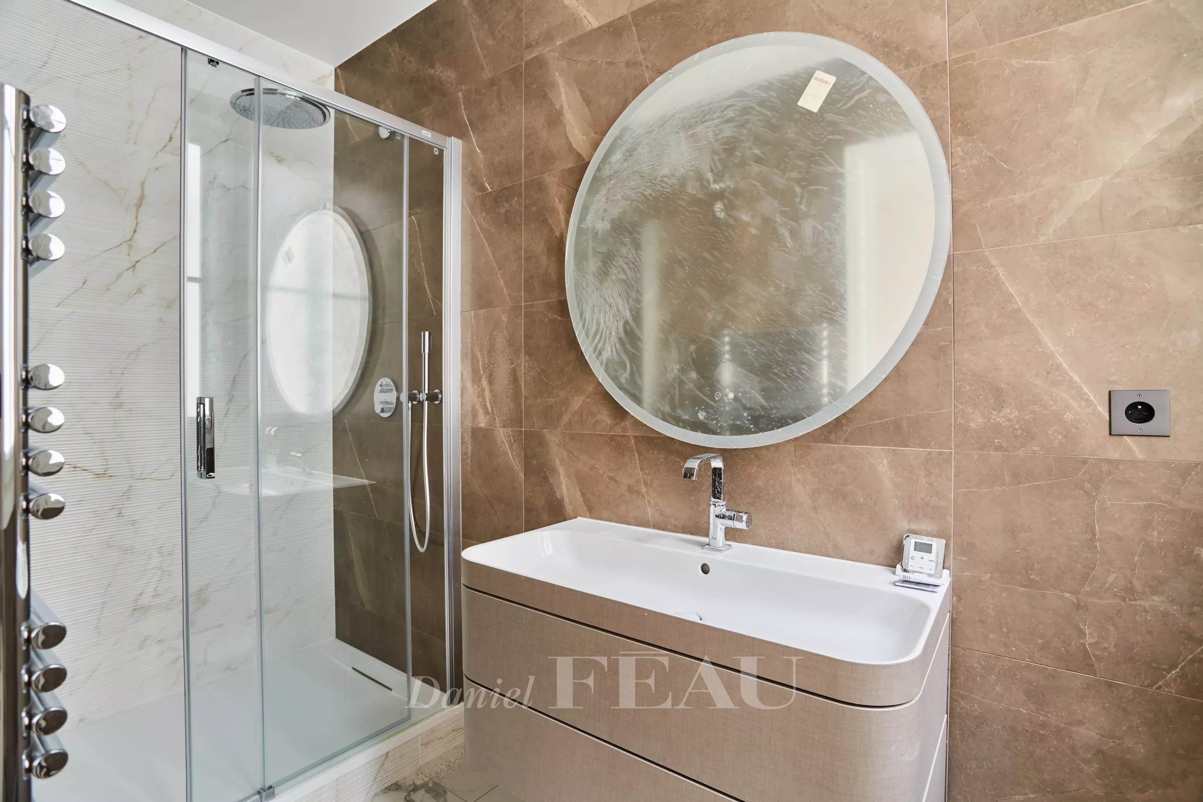 Rental Apartment Paris 8th
