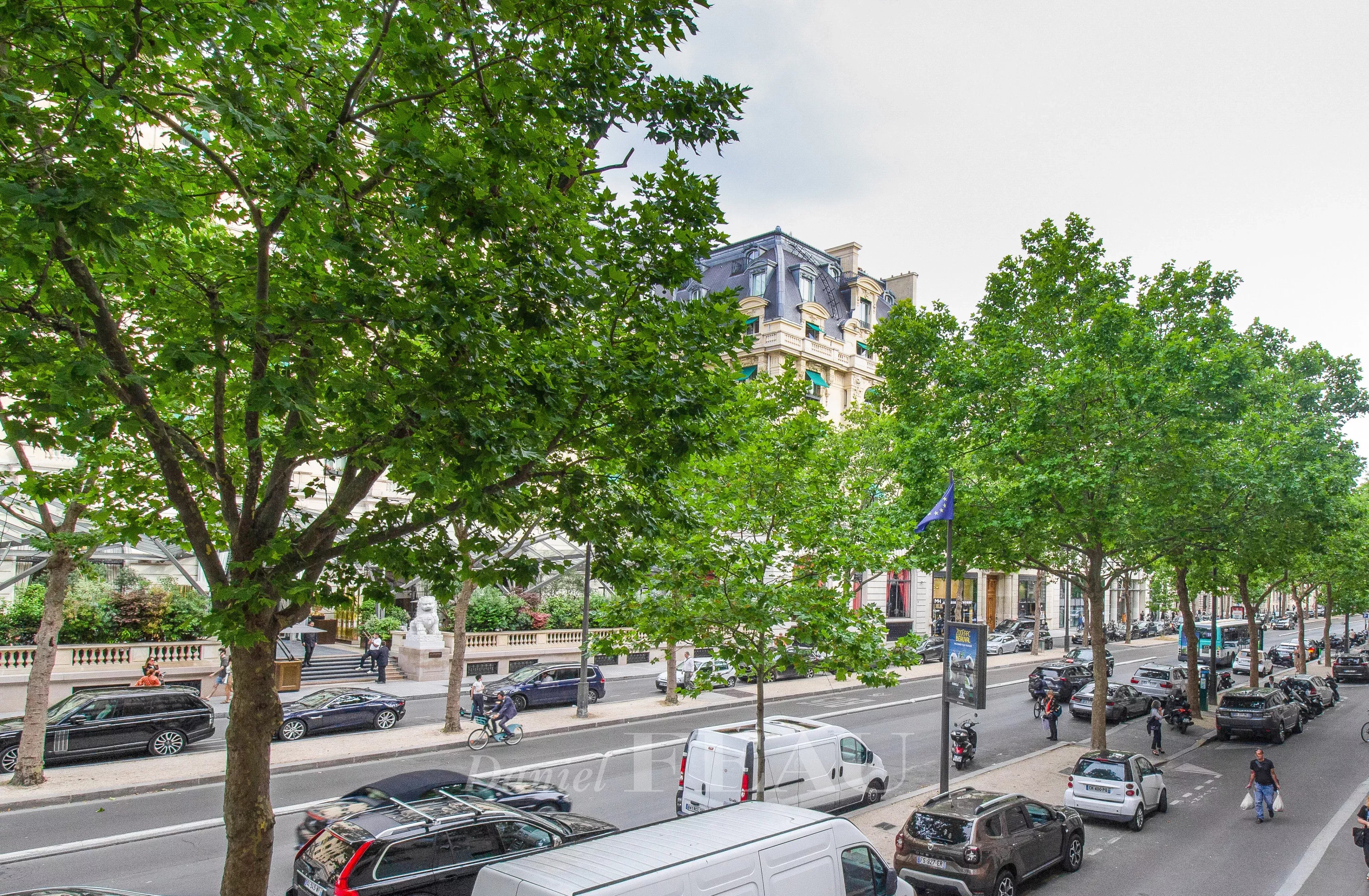 Sale Apartment Paris 16th