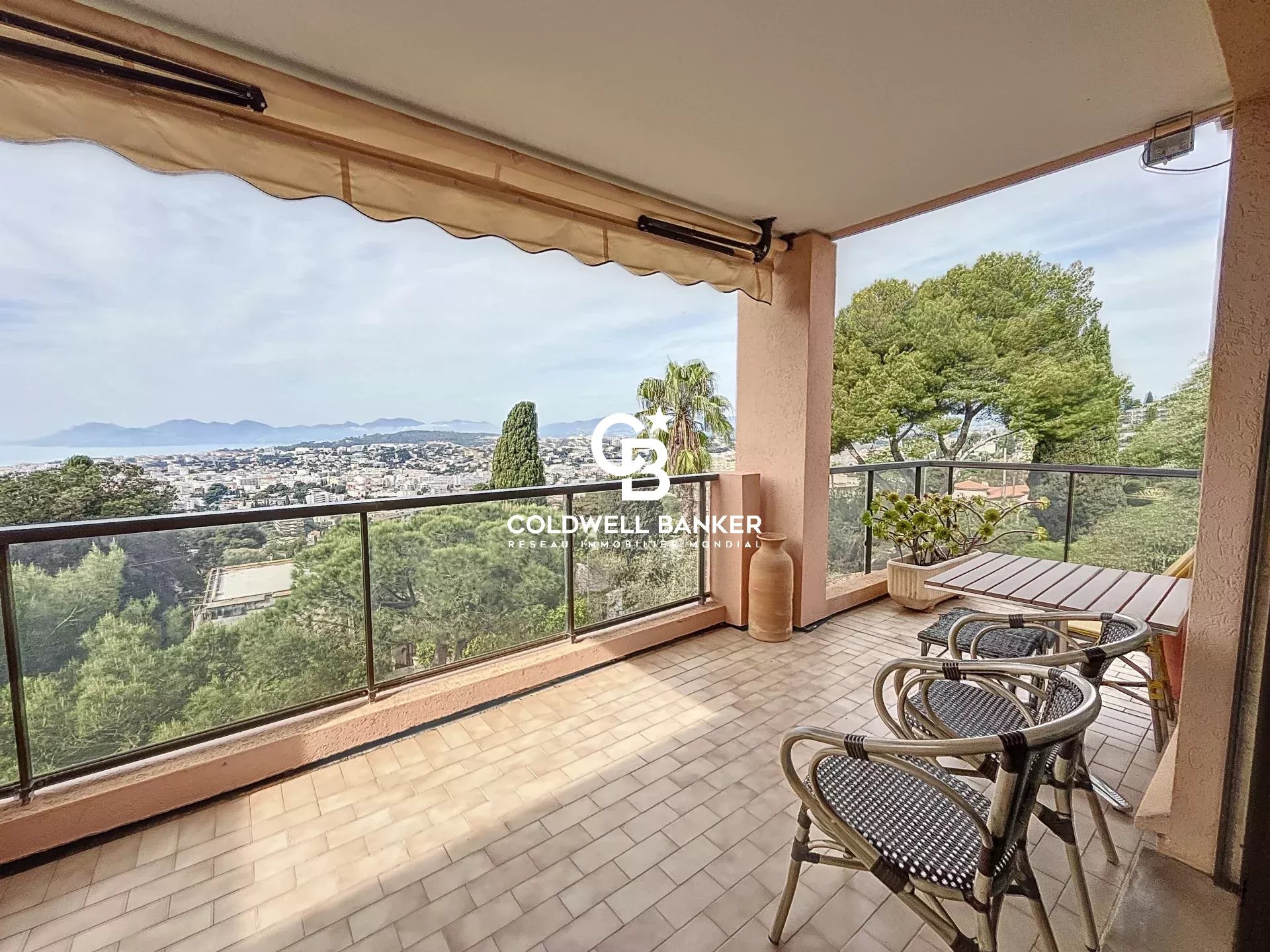 06110 LE CANNET APPARTEMENT