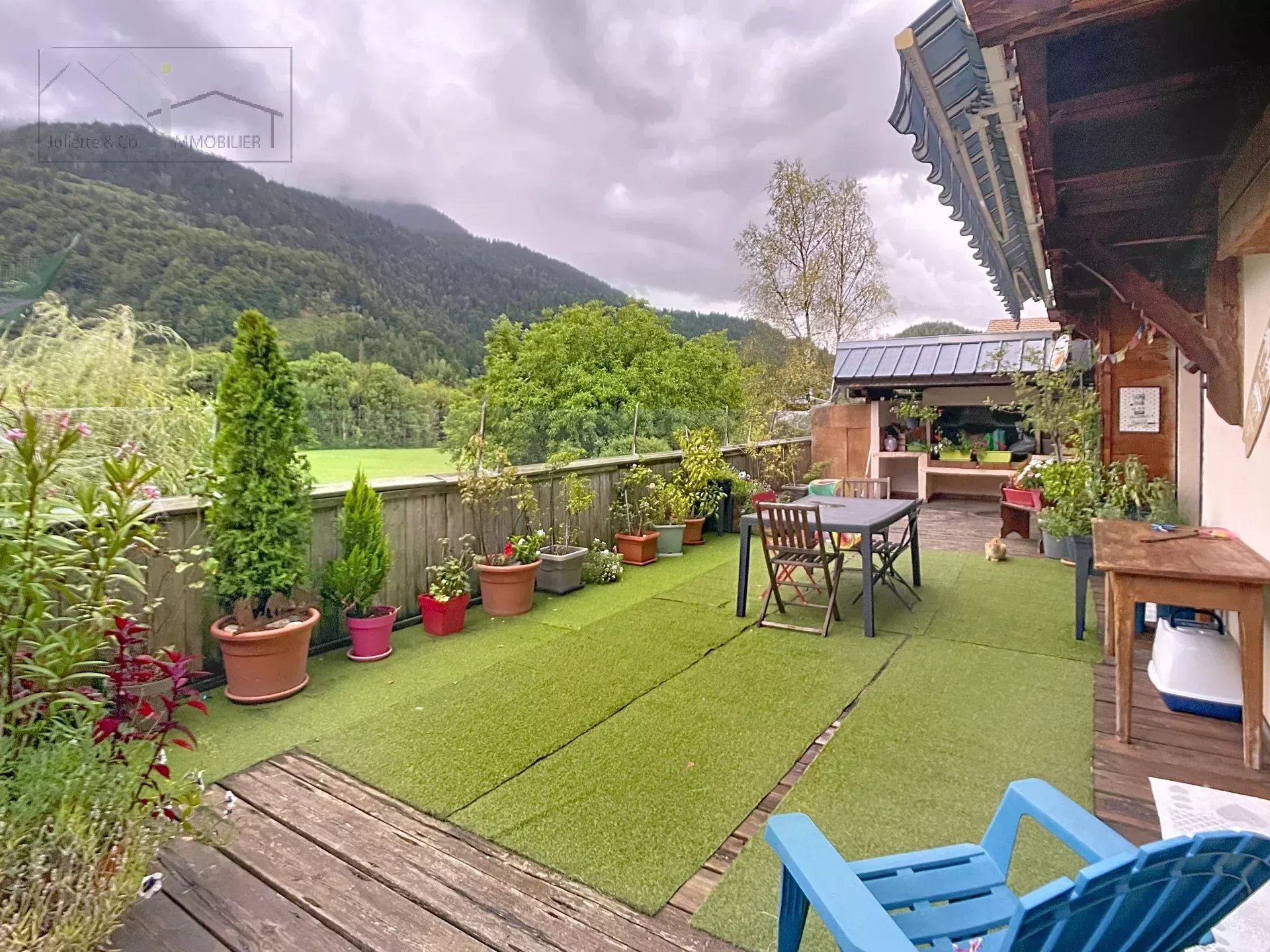 Photo of Charming Alpine Retreat: Spacious 5-Room Apartment