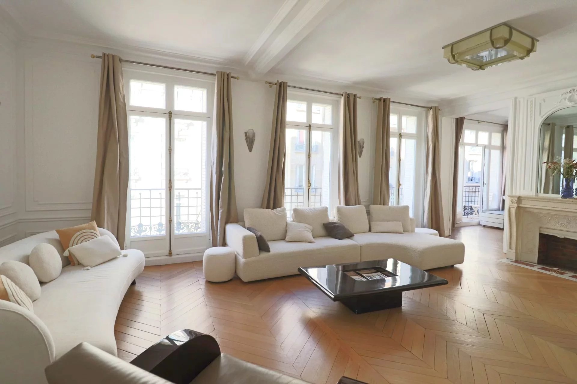 NEUILLY LES SABLONS : APPARTEMENT DE PRESTIGE 165 M2