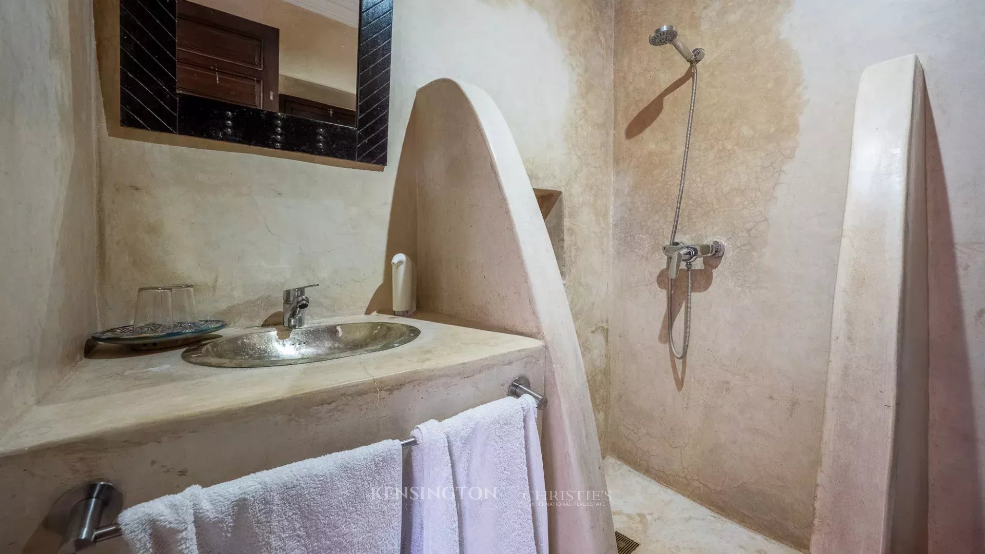 4 Bedroom Villa/Townhouse's Image 10