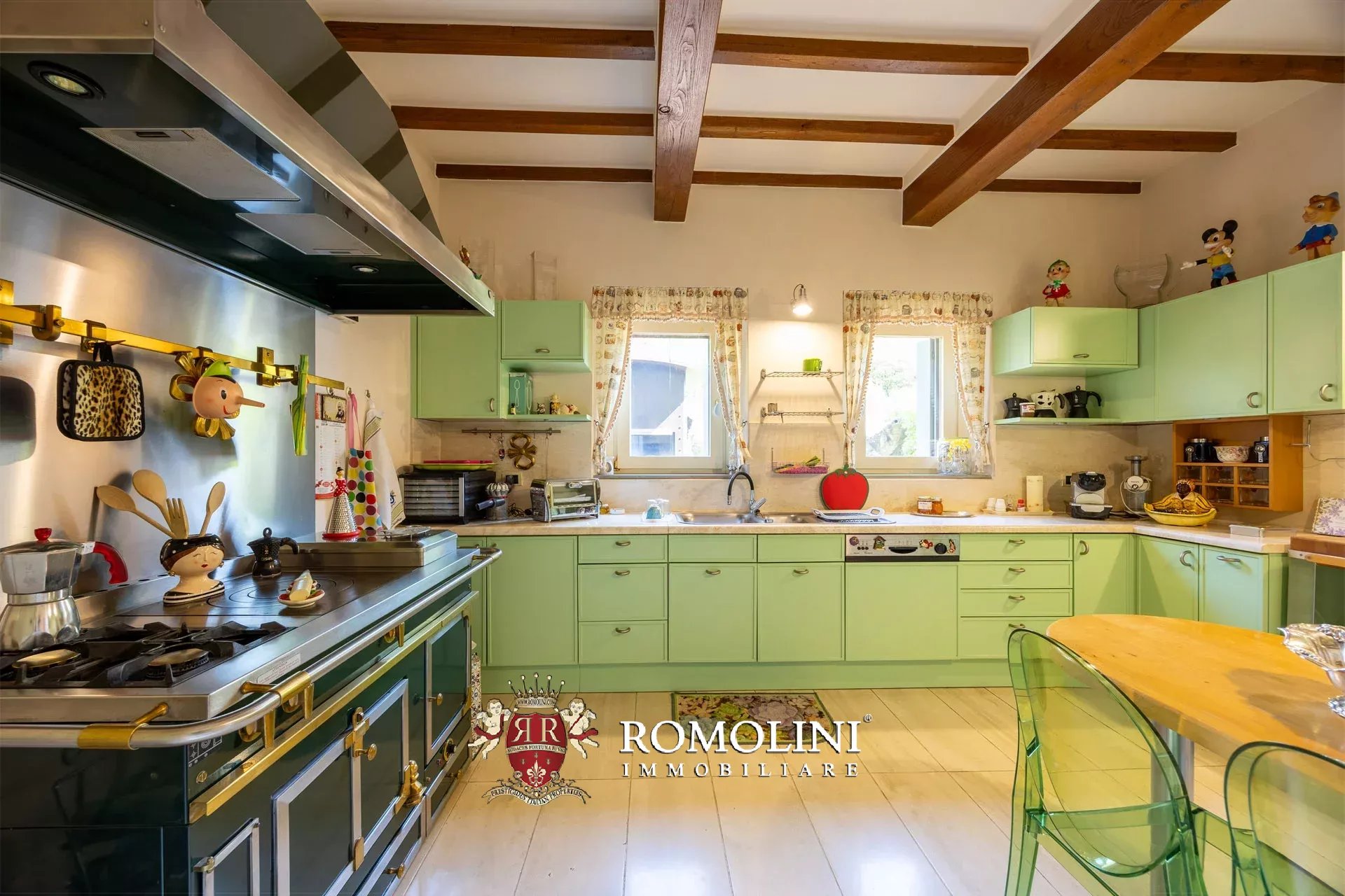4 Bedroom Villa/Townhouse's Image 48