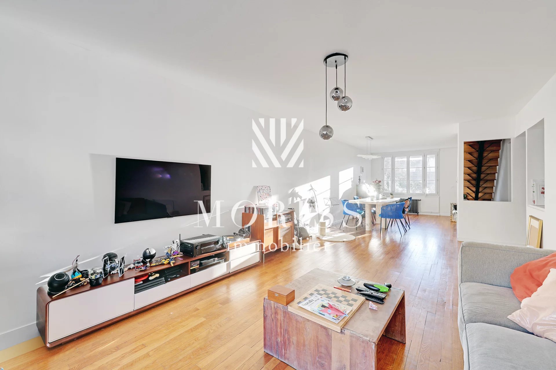 COUP DE COEUR ! APPARTEMENT DUPLEX DE 131 M² À ENGHIEN-LES-BAINS - Image 1