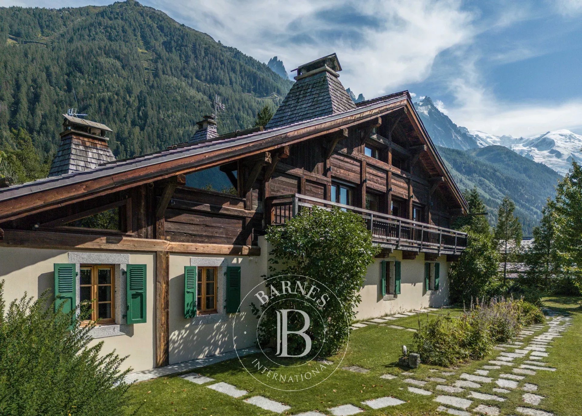BARNES CHAMONIX - EXCLUSIVE MANDATE - LES BOIS - RENOVATED FARMHOUSE - EXCEPTIONAL PROPERTY