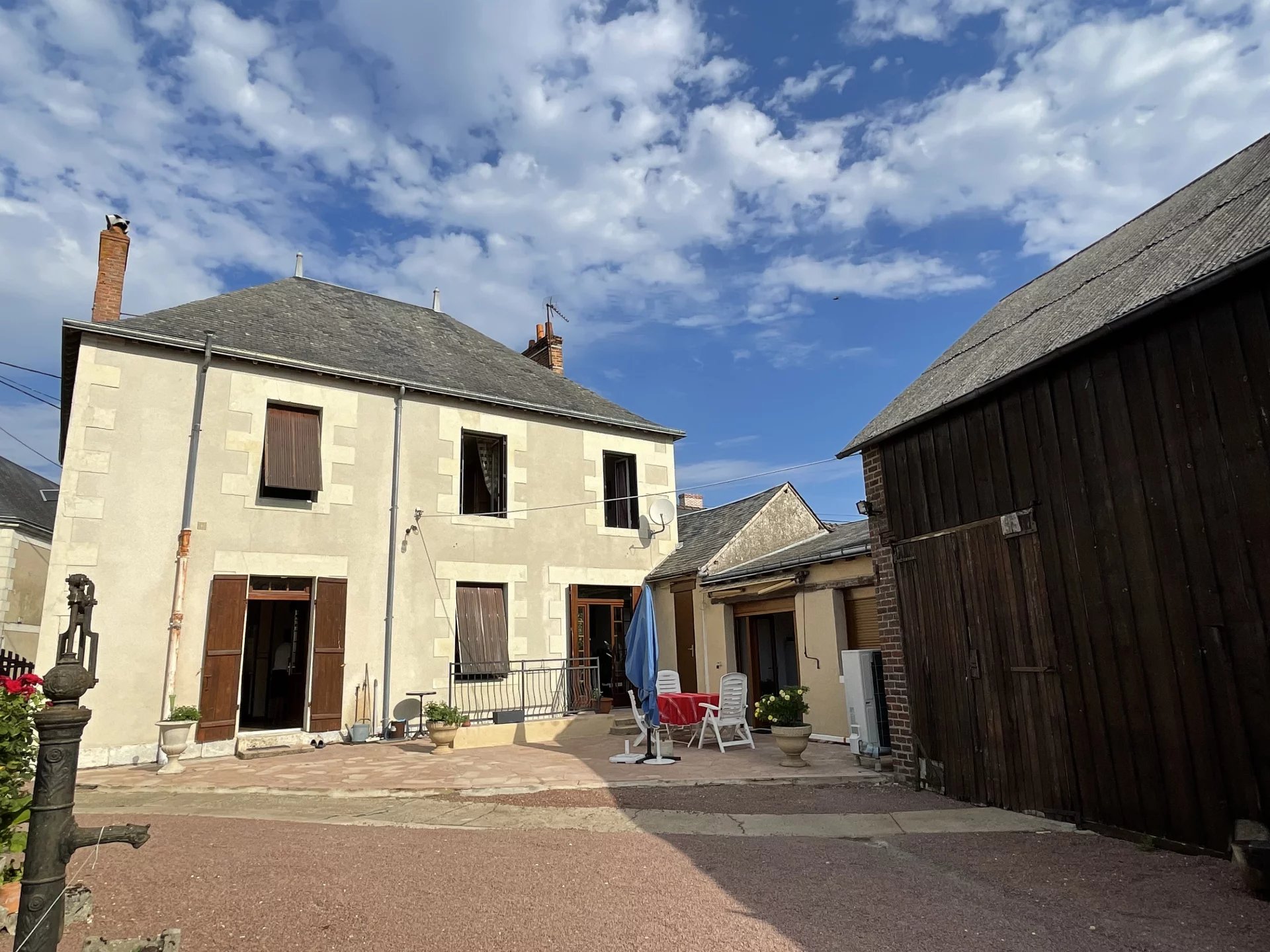 Vente Maison de village Savigné-sur-Lathan