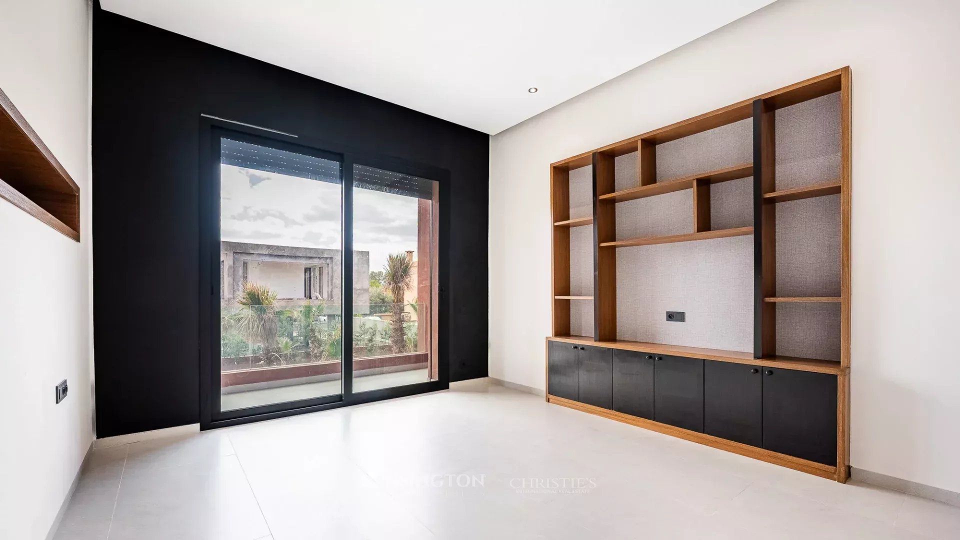 5 Bedroom Villa/Townhouse's Image 26
