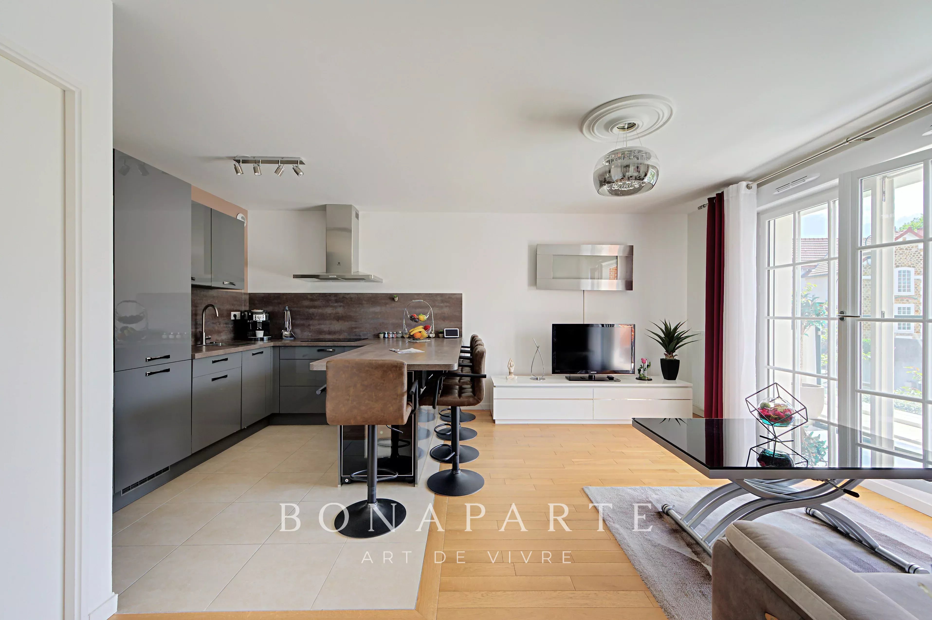 Appartement avec balcon à Garches