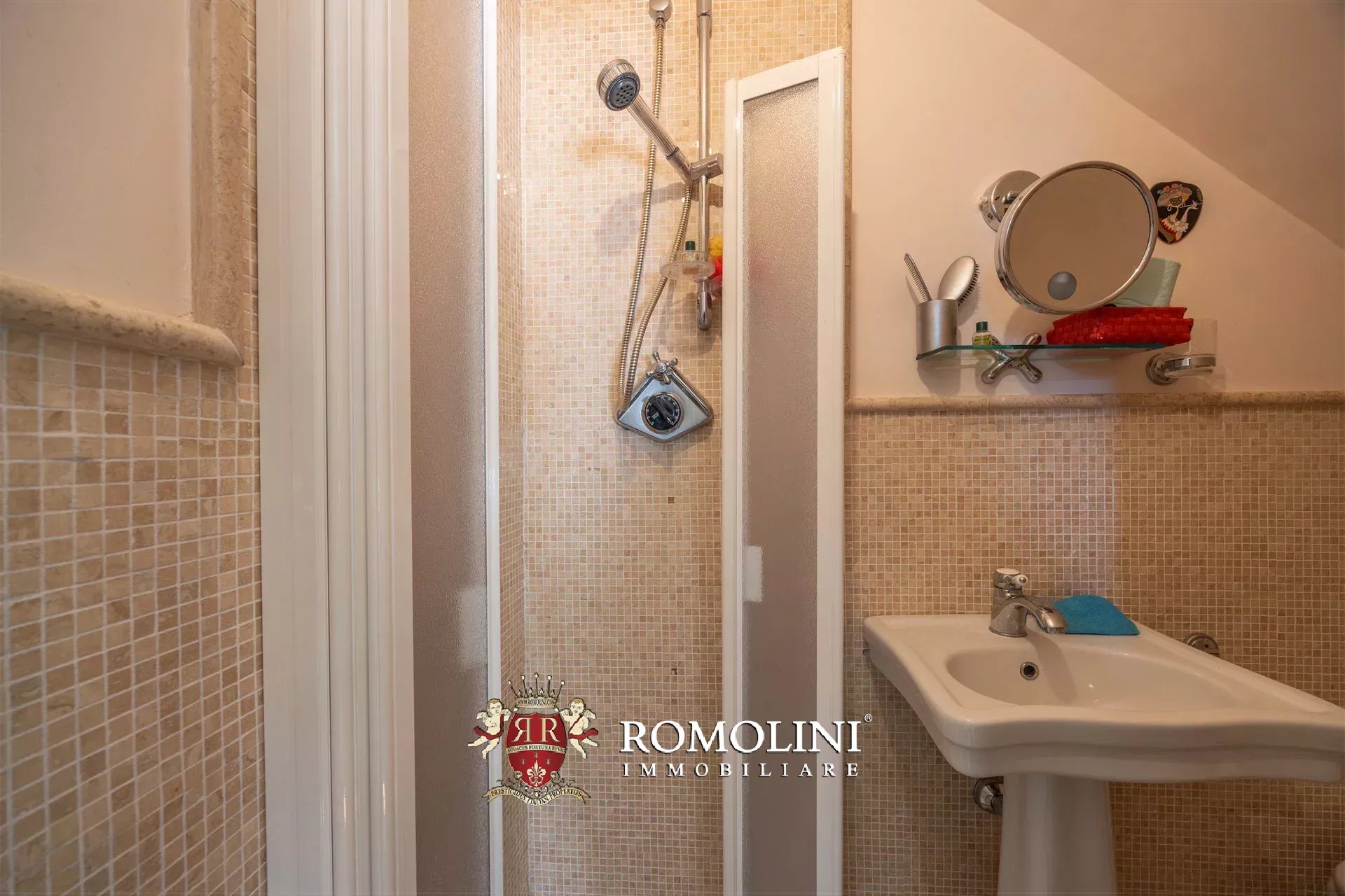 4 Bedroom Villa/Townhouse's Image 116
