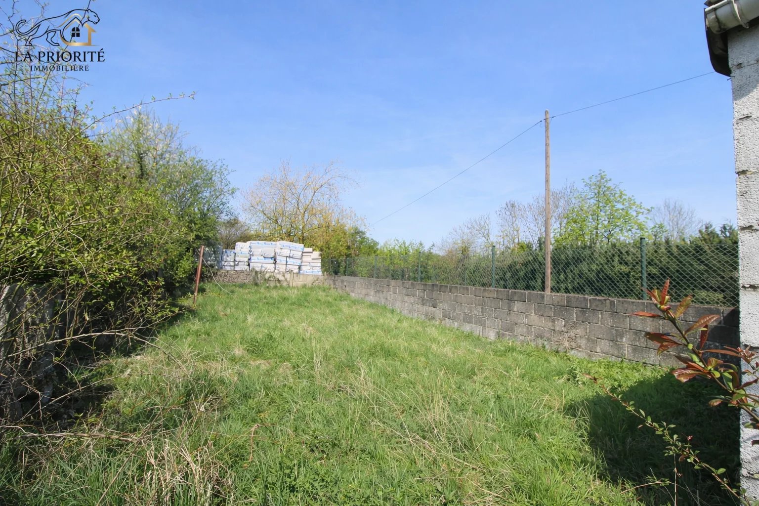 Opportunité à saisir à Ransart – Maison 3 façades à rénover avec annexe et jardin – Offre à partir de 104.000 €