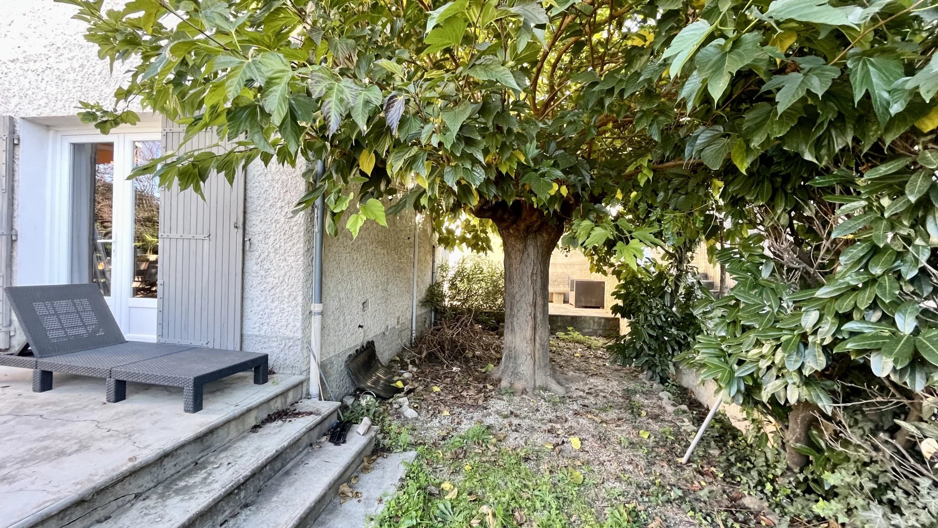 Maison vendu louée au coeur du village de Caromb