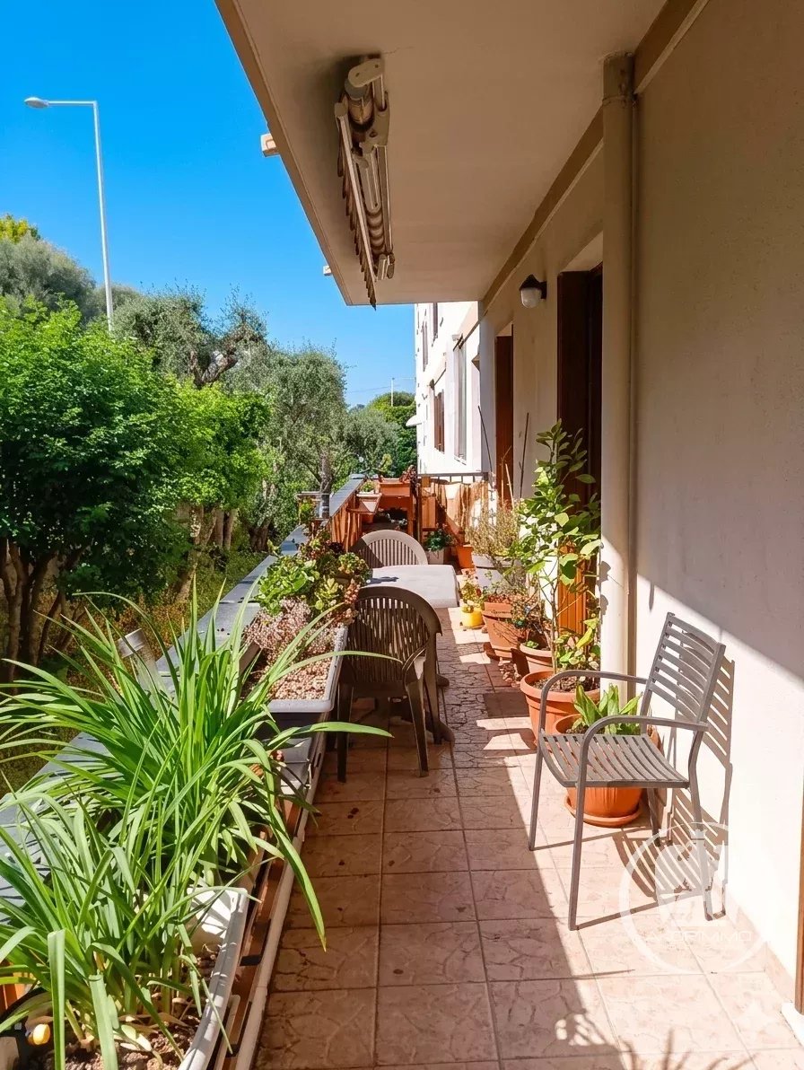 MONT BORON - APARTMENT - 3 ROOMS - PARKING - TERRACE - CELLAR - LOGGIA - QUIET - SECURITY