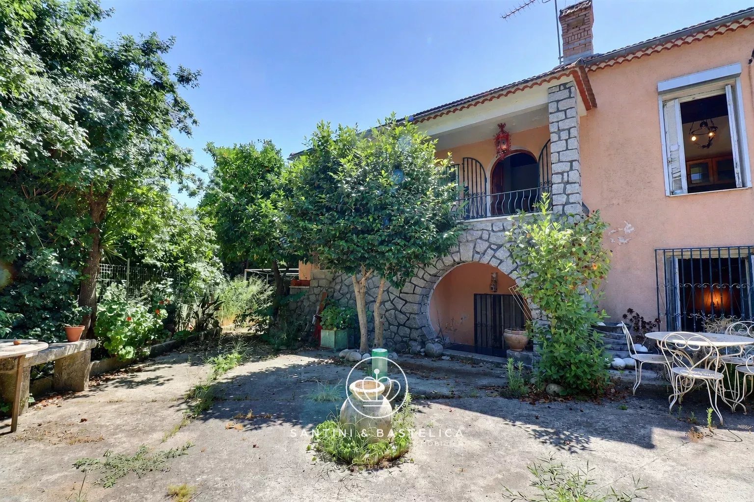 Agence immobilière de 