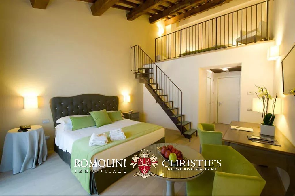 52 Bedroom Villa/Townhouse's Image 46
