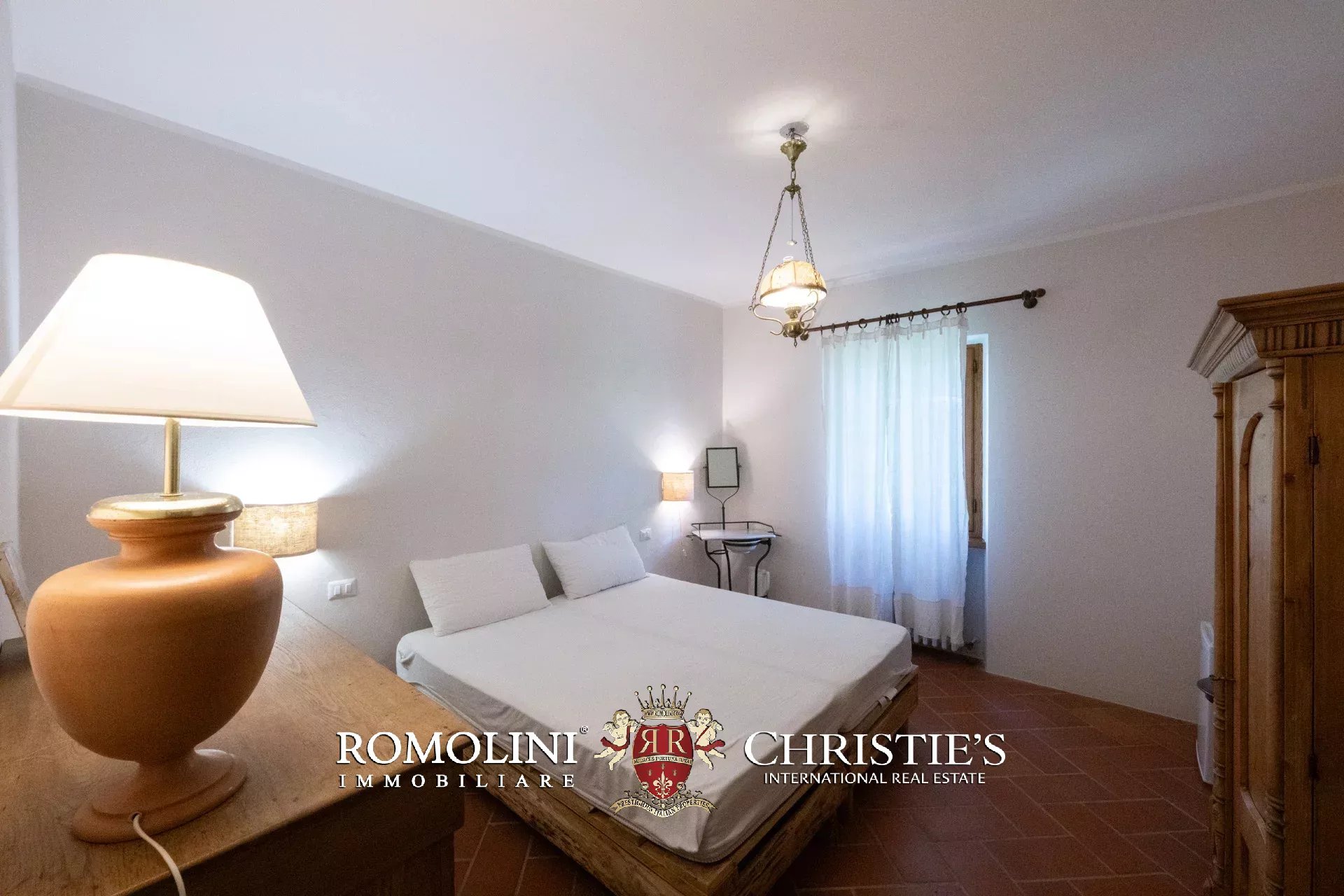 5 Bedroom Villa/Townhouse's Image 39