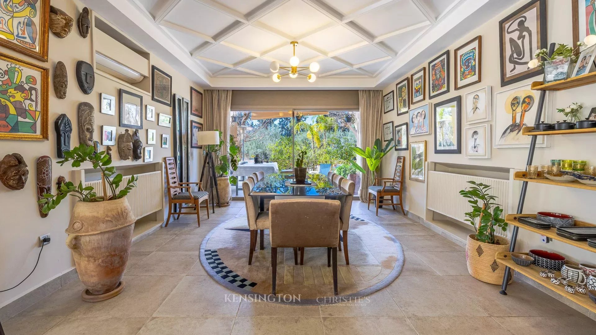5 Bedroom Villa/Townhouse's Image 6