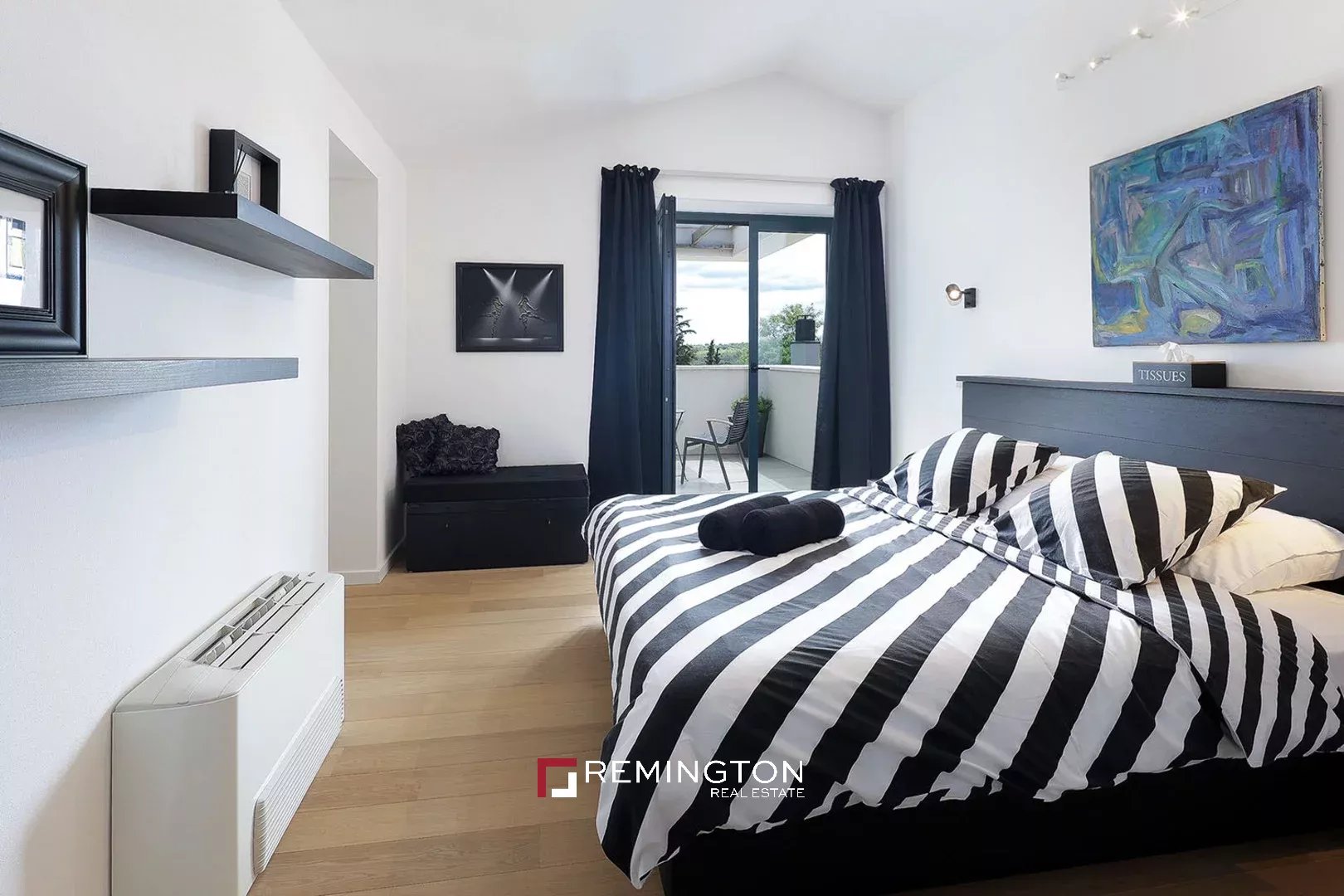 5 Bedroom Villa/Townhouse's Image 8