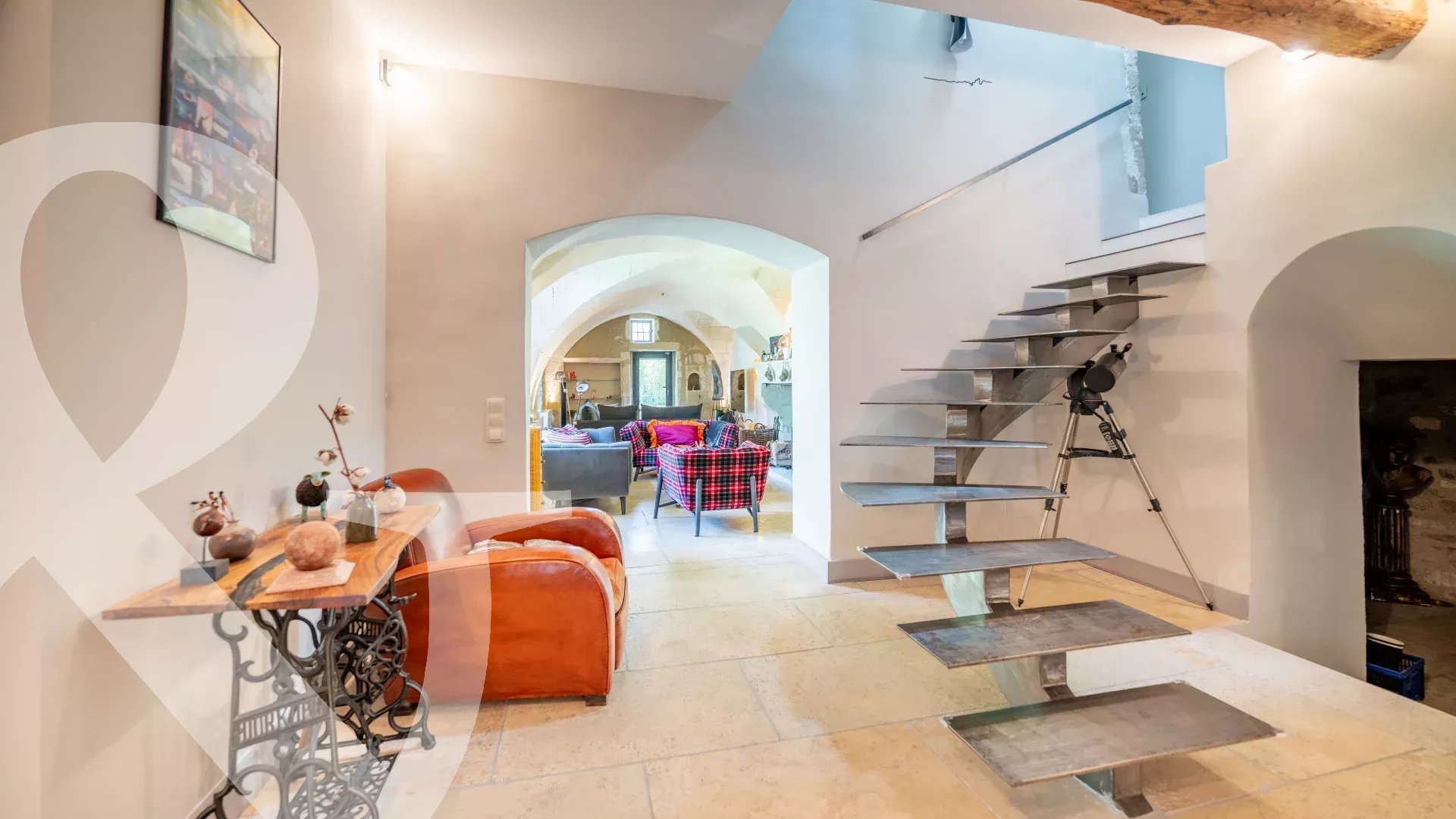 AUTHENTIQUE MAS DE VILLAGE