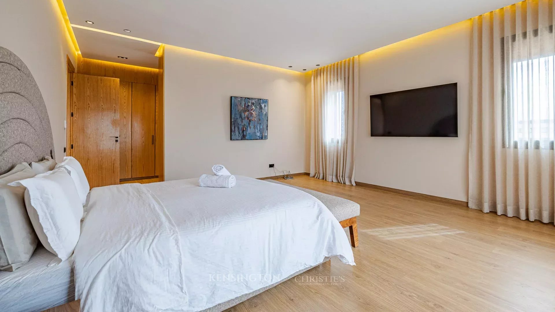 4 Bedroom Villa/Townhouse's Image 38
