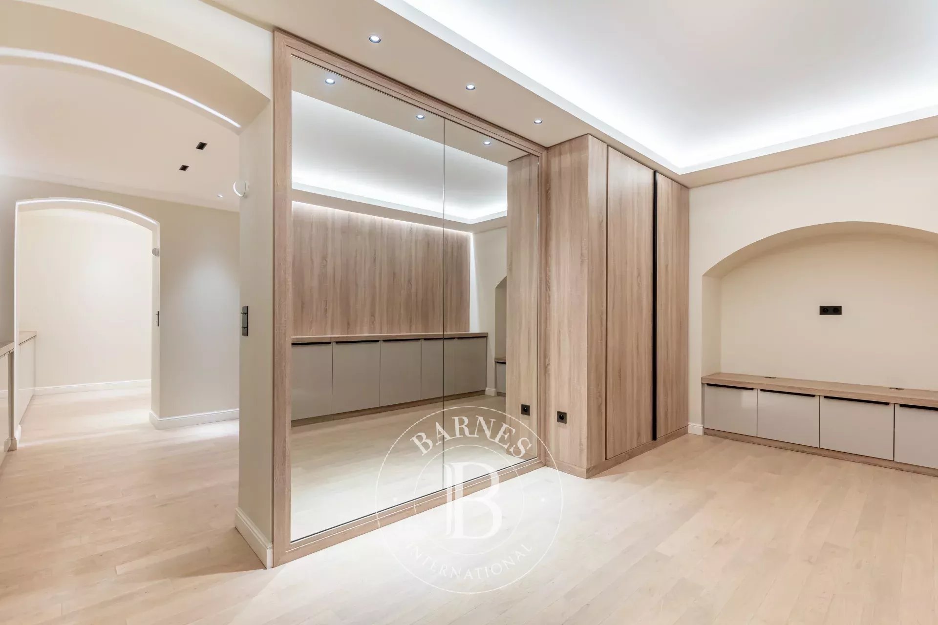 Konak Paris 16ème - picture 9