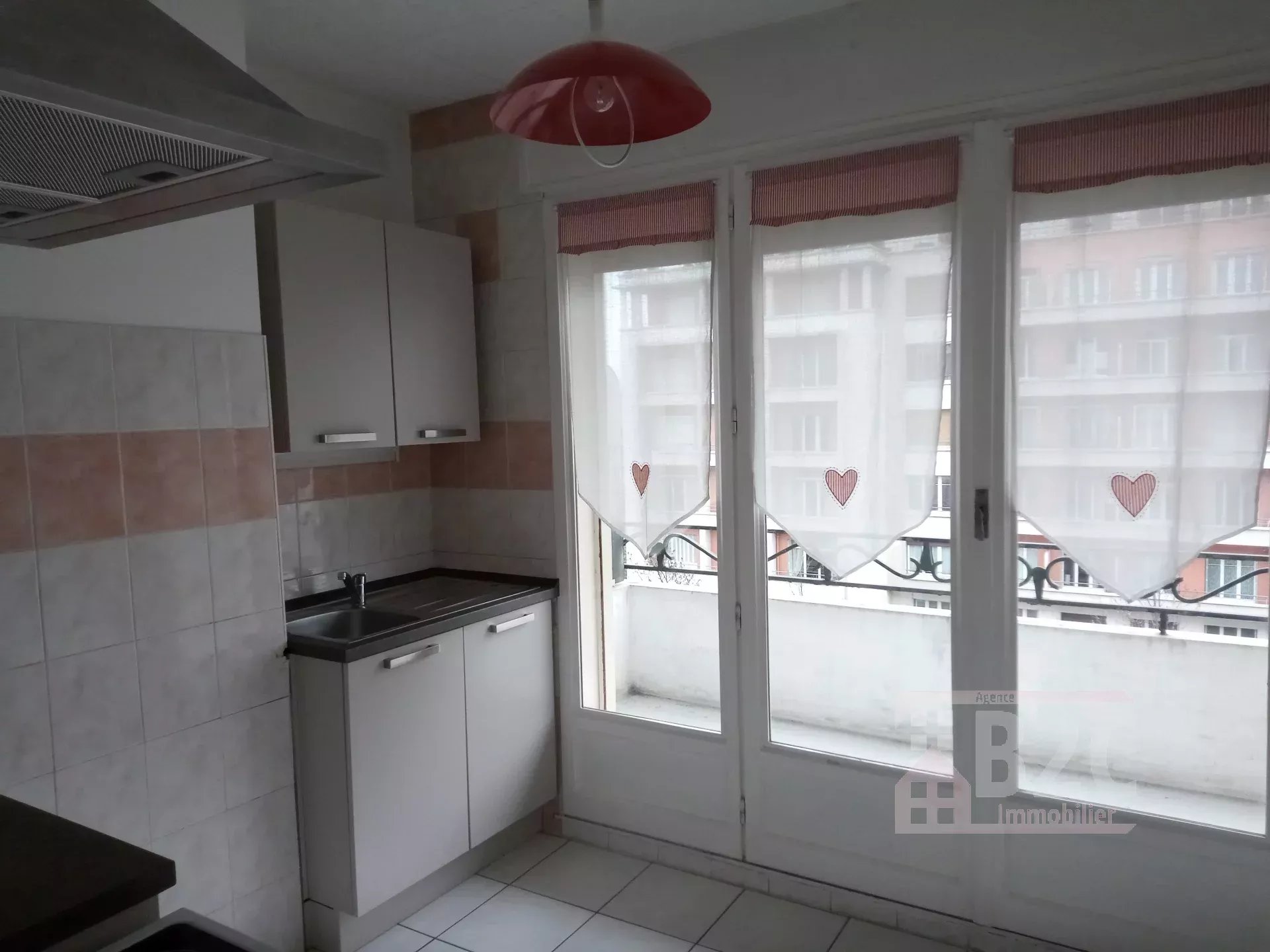 Rental Apartment Grenoble Foch-Libération