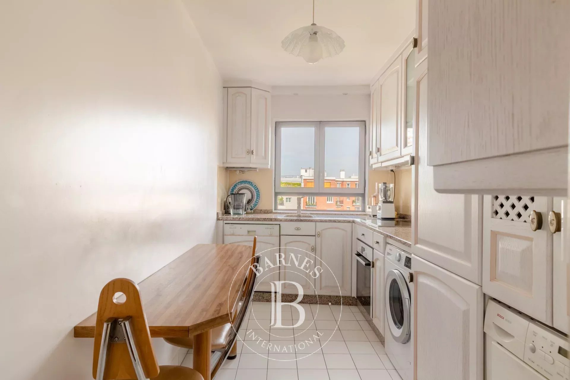 Daire Vanves - picture 6