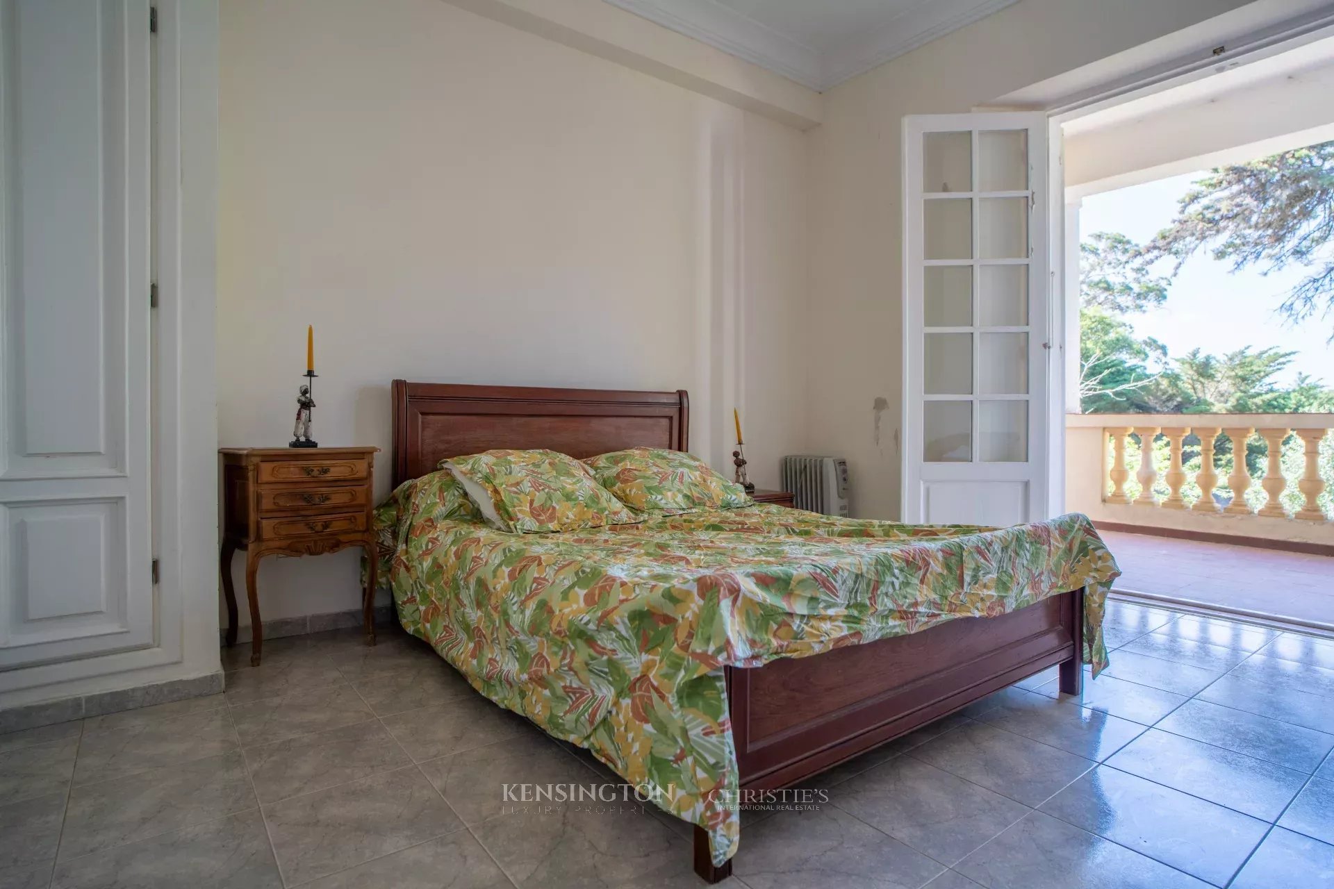 4 Bedroom Villa/Townhouse's Image 11