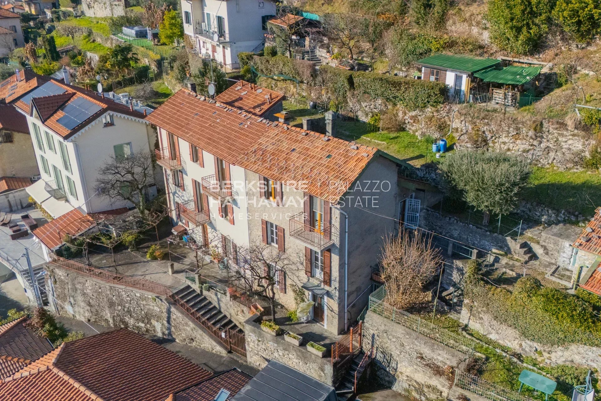 Casa a Cernobbio con vista lago e giardino