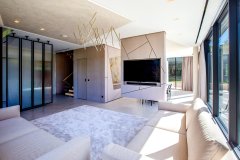 New modern villa on the West side of a prestigious residential estate — photo 6 of 7