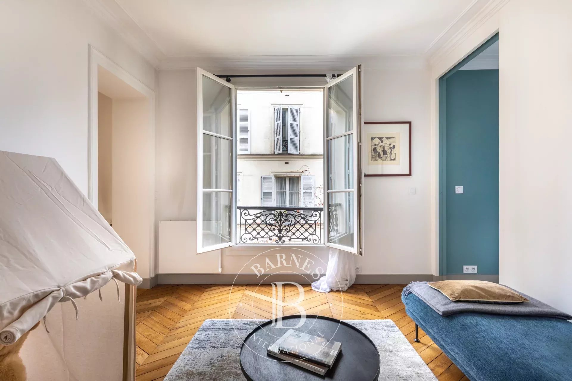 Daire Paris 4ème - picture 12