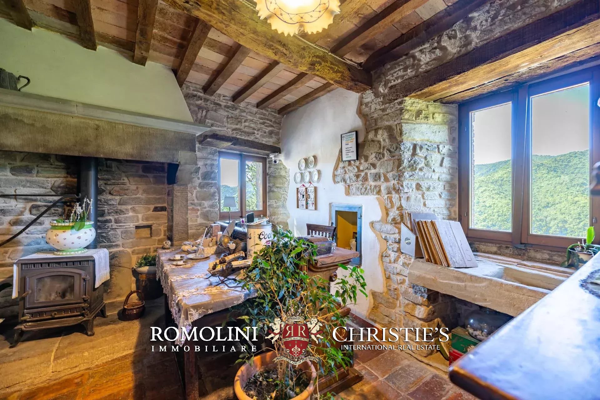 10 Bedroom Chateau's Image 76