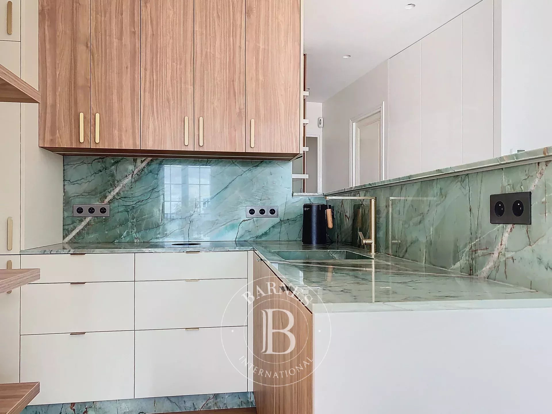 Daire Paris 18ème - picture 5