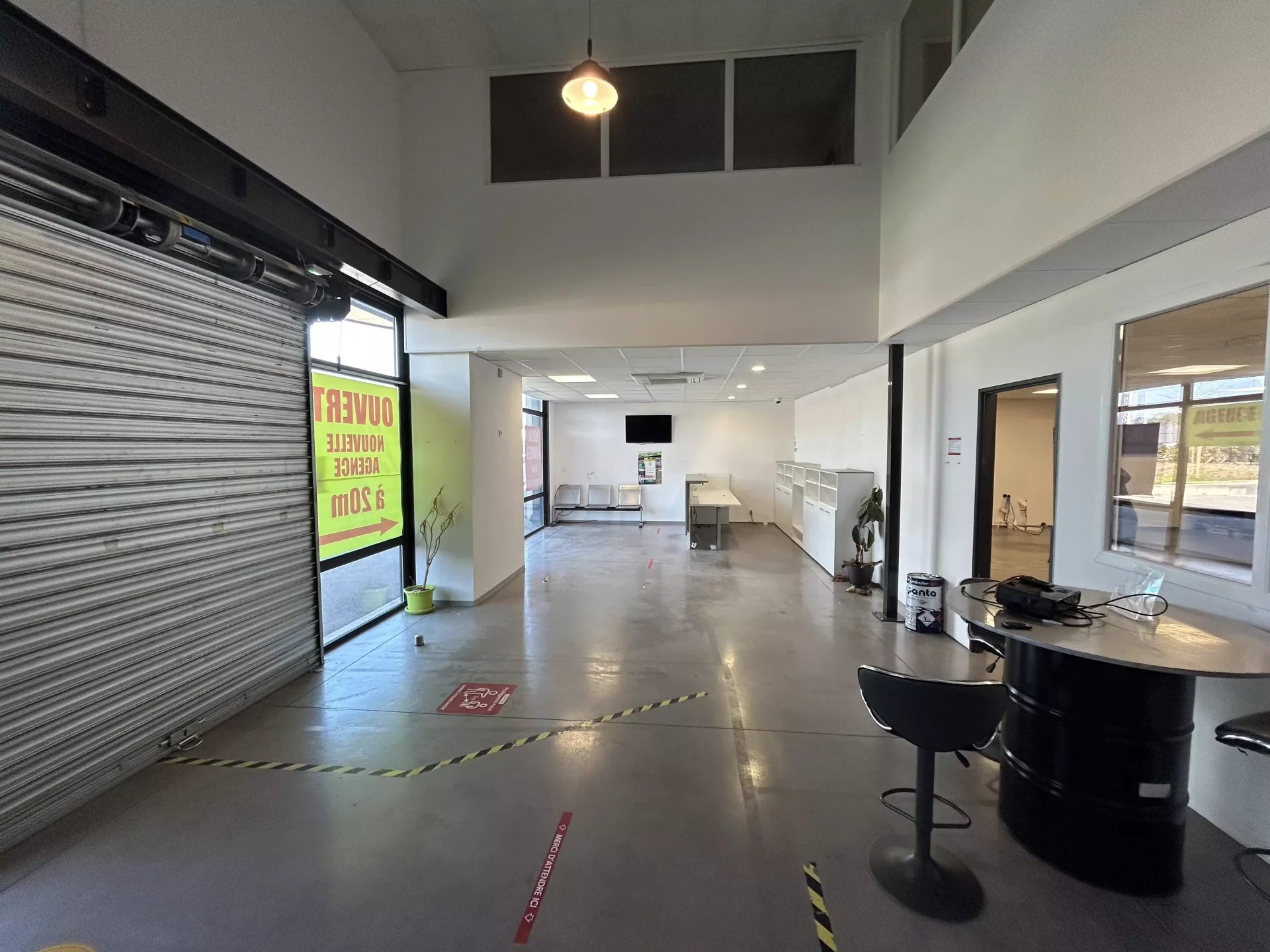 Location Local commercial Roquebrune-sur-Argens