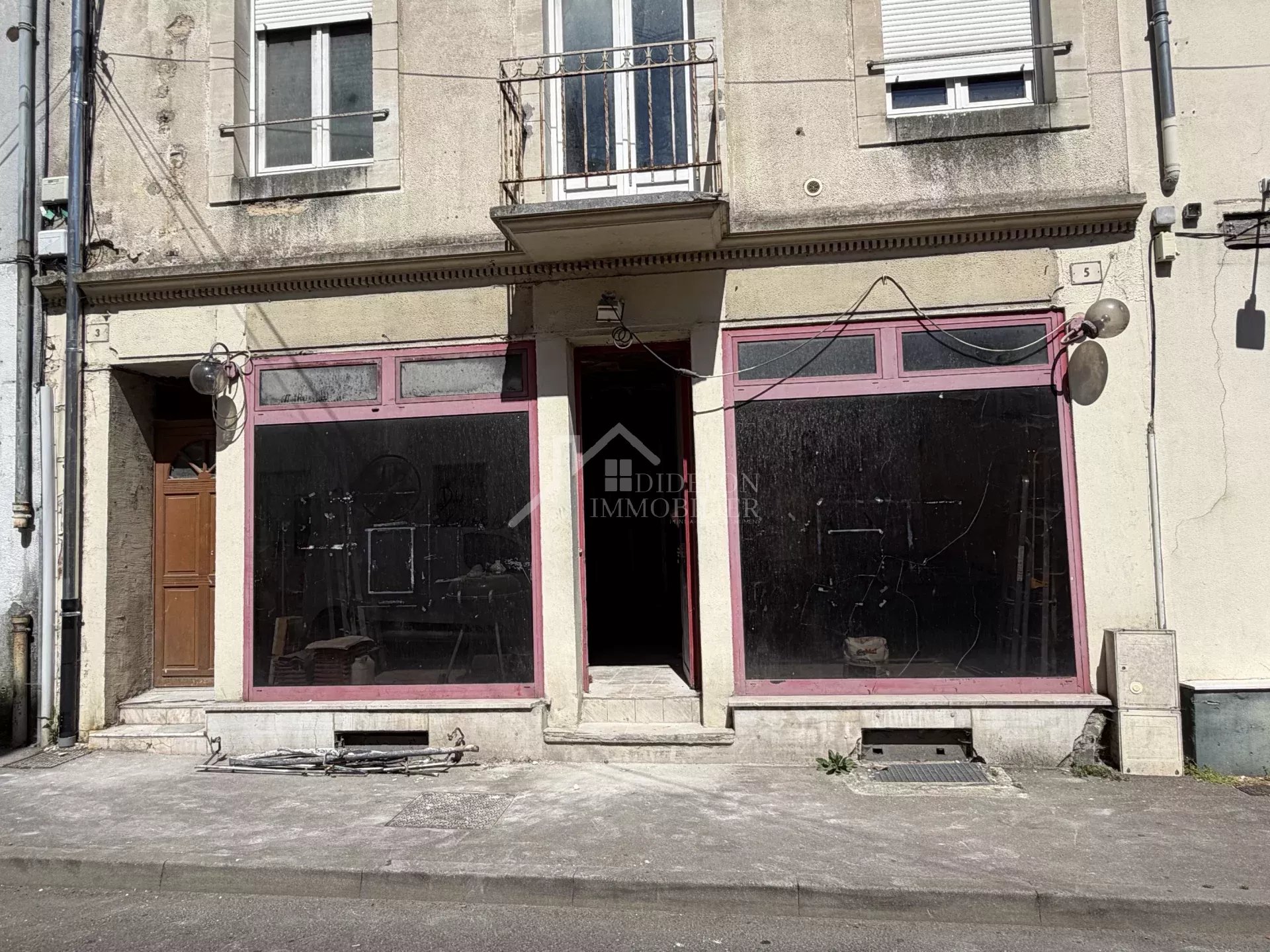 Agence immobilière de 