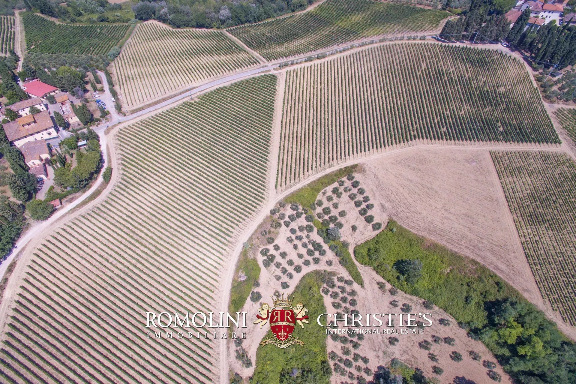 5 Bedroom Vineyard's Image 4