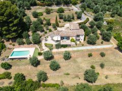 Elegant Provençal villa — photo 2 of 7