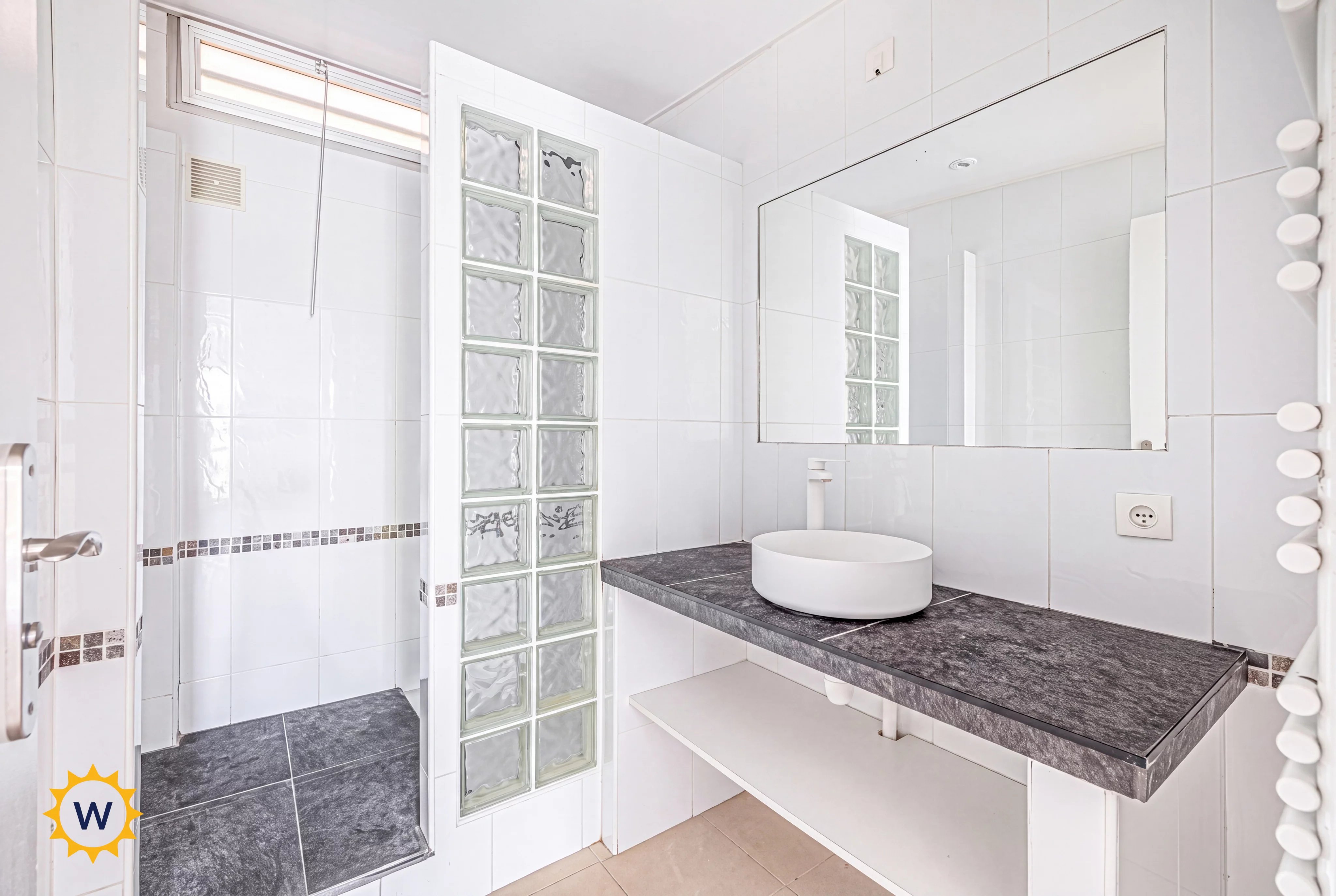 Domaine Hameau de Puissanton – Maison 148m² avec vue mer panoramique, jardin, piscine et tennis — photo 18