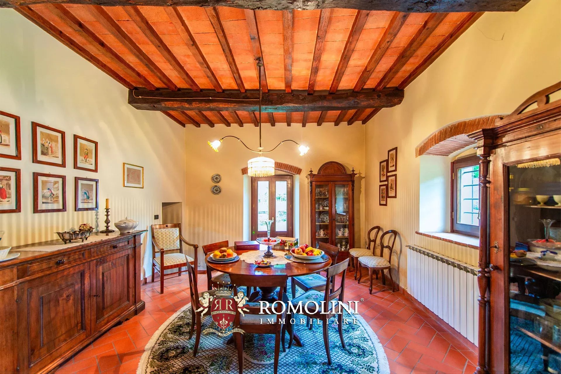 6 Bedroom Villa/Townhouse's Image 21
