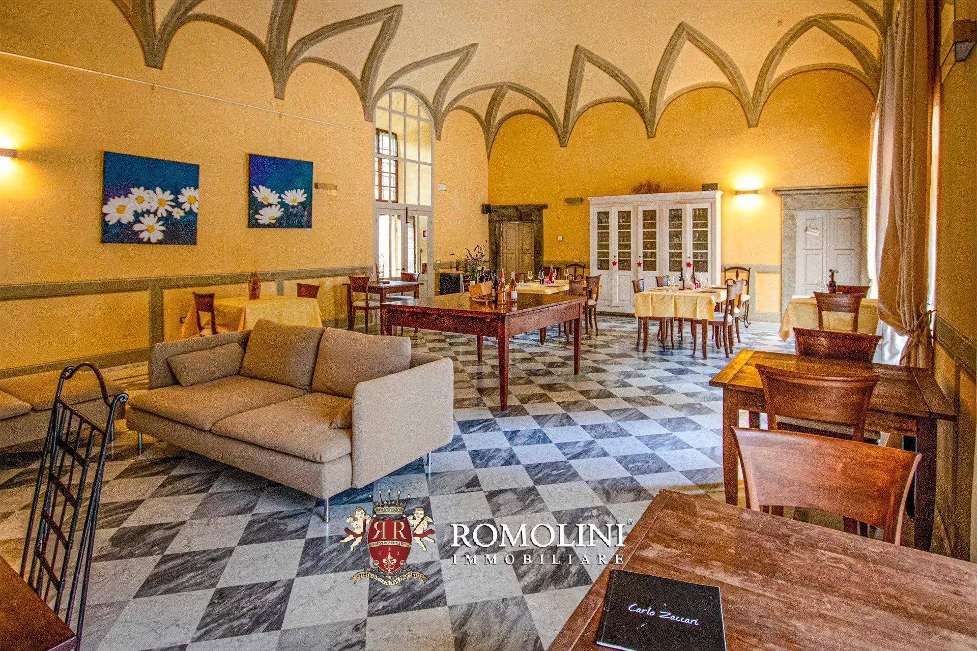 10 Bedroom Chateau's Image 21