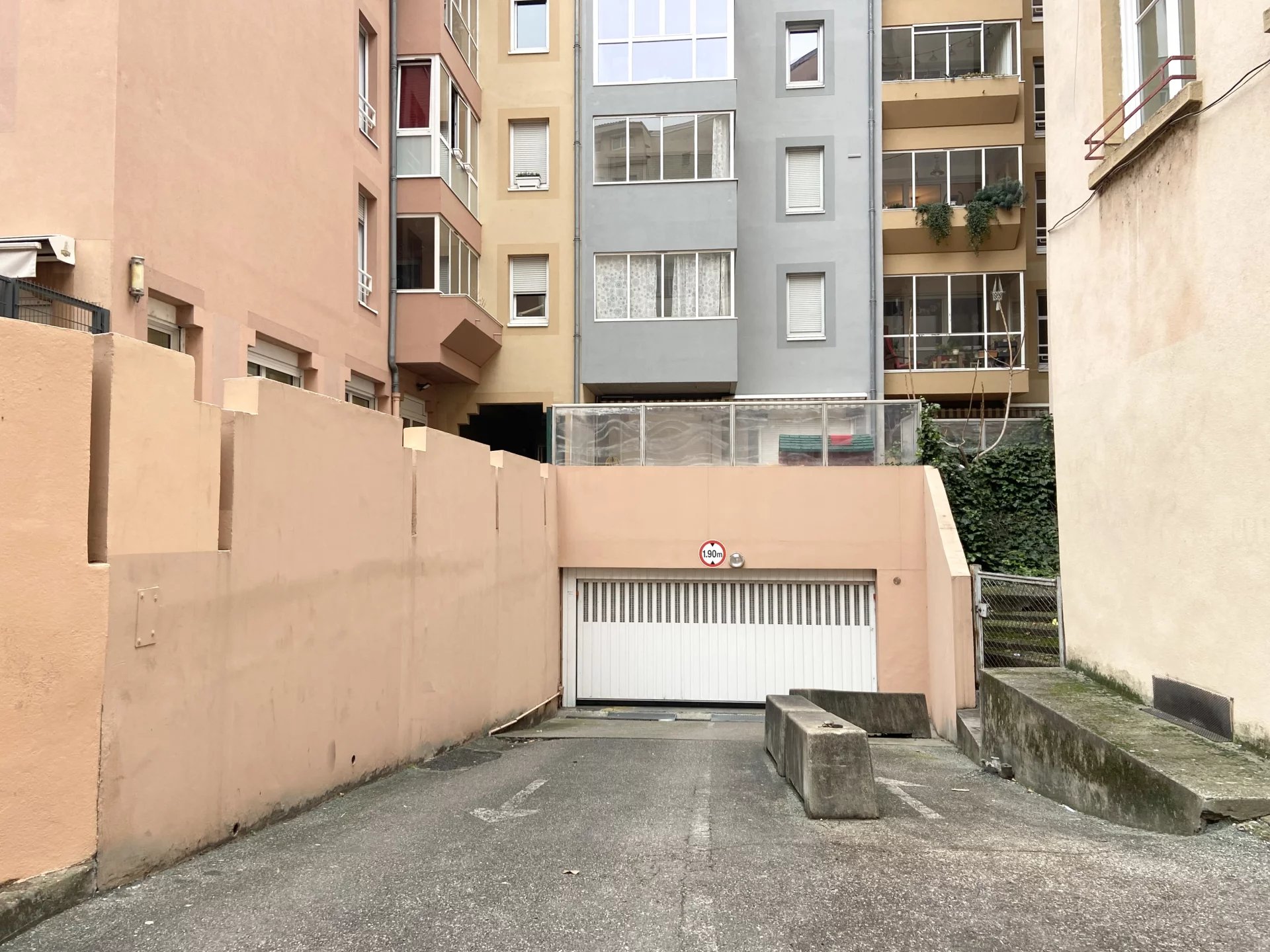 Vente Garage Lyon 1er