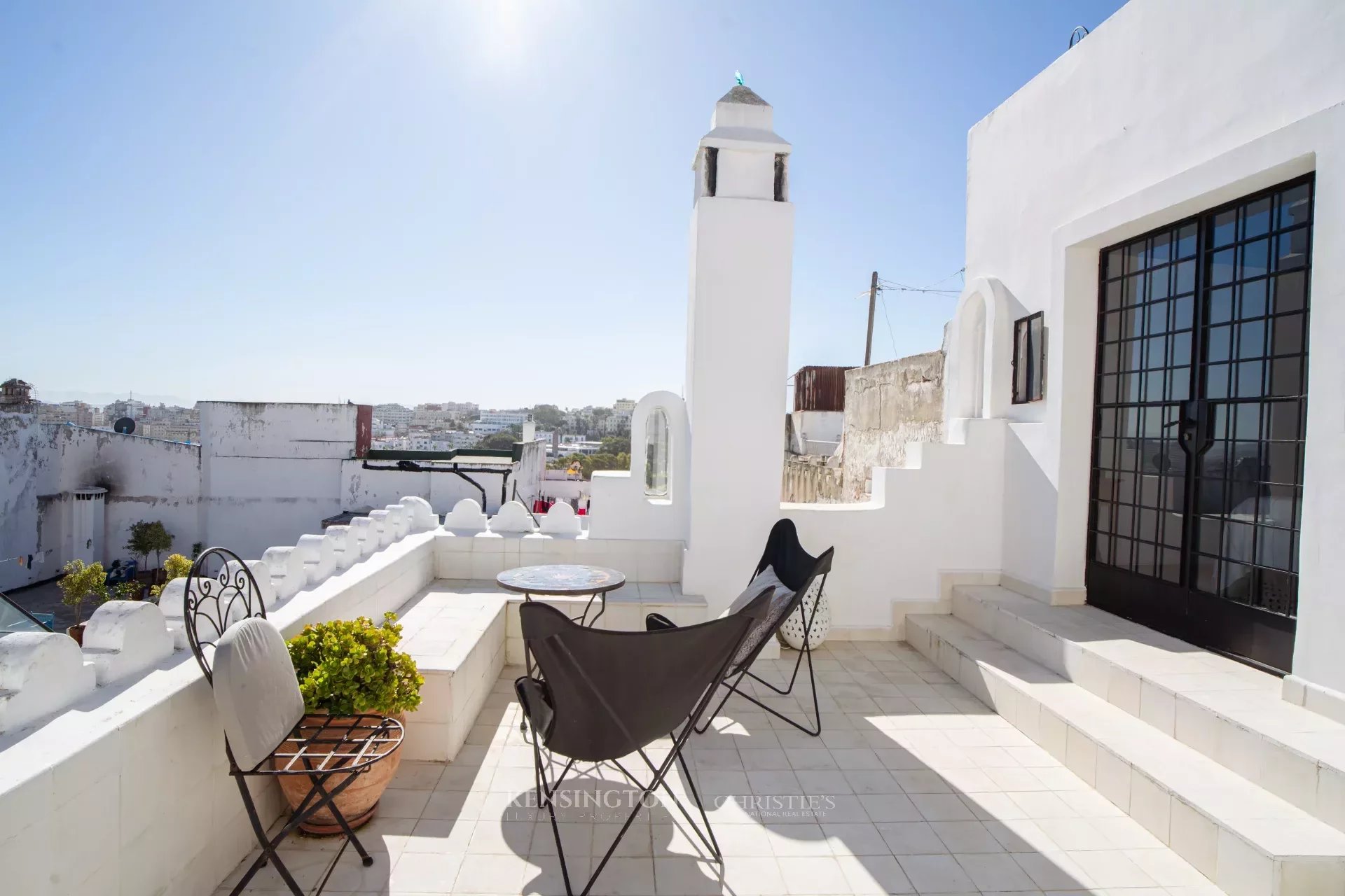 5 Bedroom Villa/Townhouse's Image 17