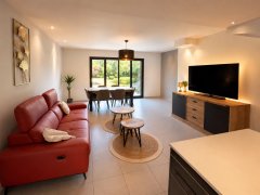 3-Bedroom Villa in Antibes — photo 4 of 7