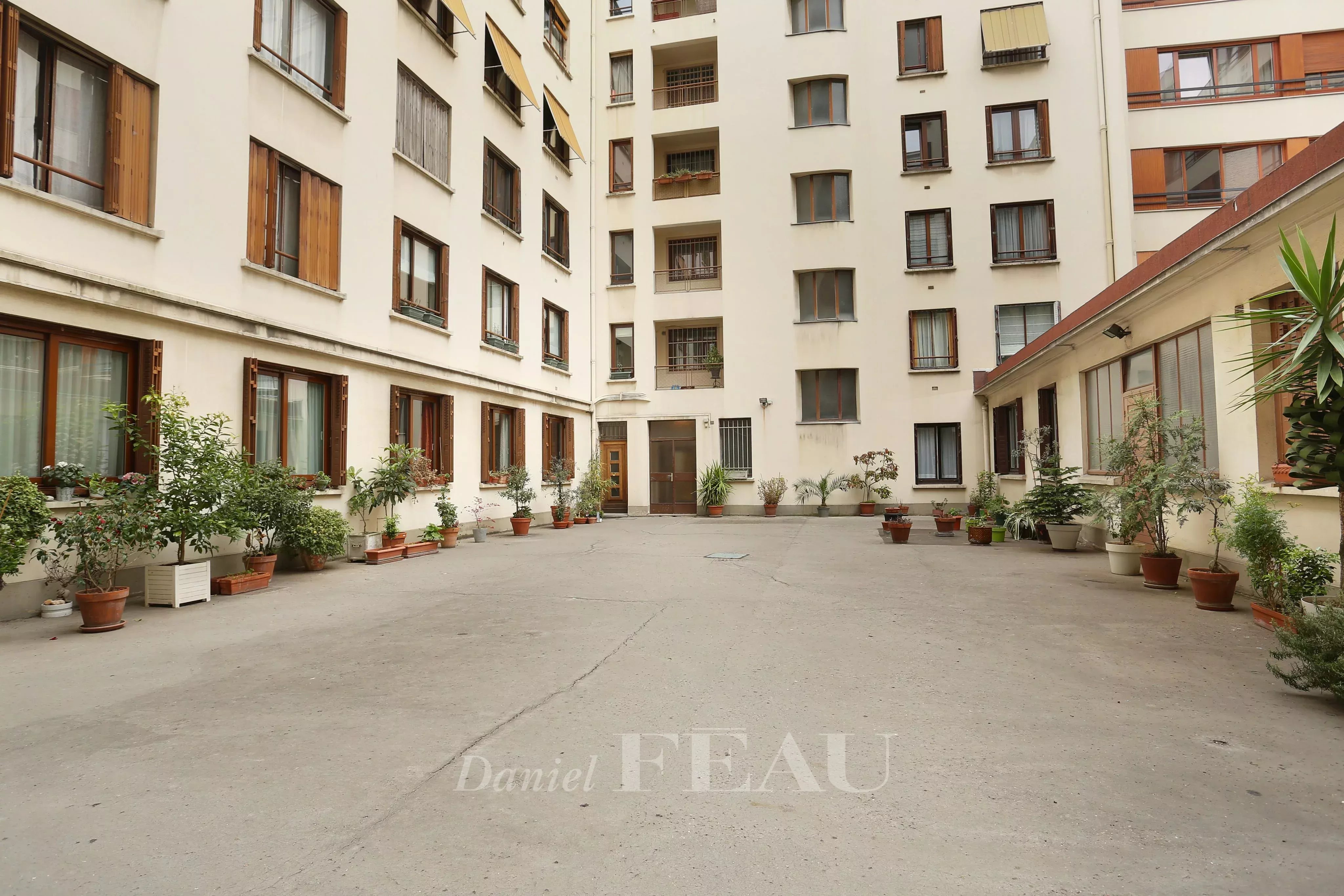 Rental Apartment Paris 17th