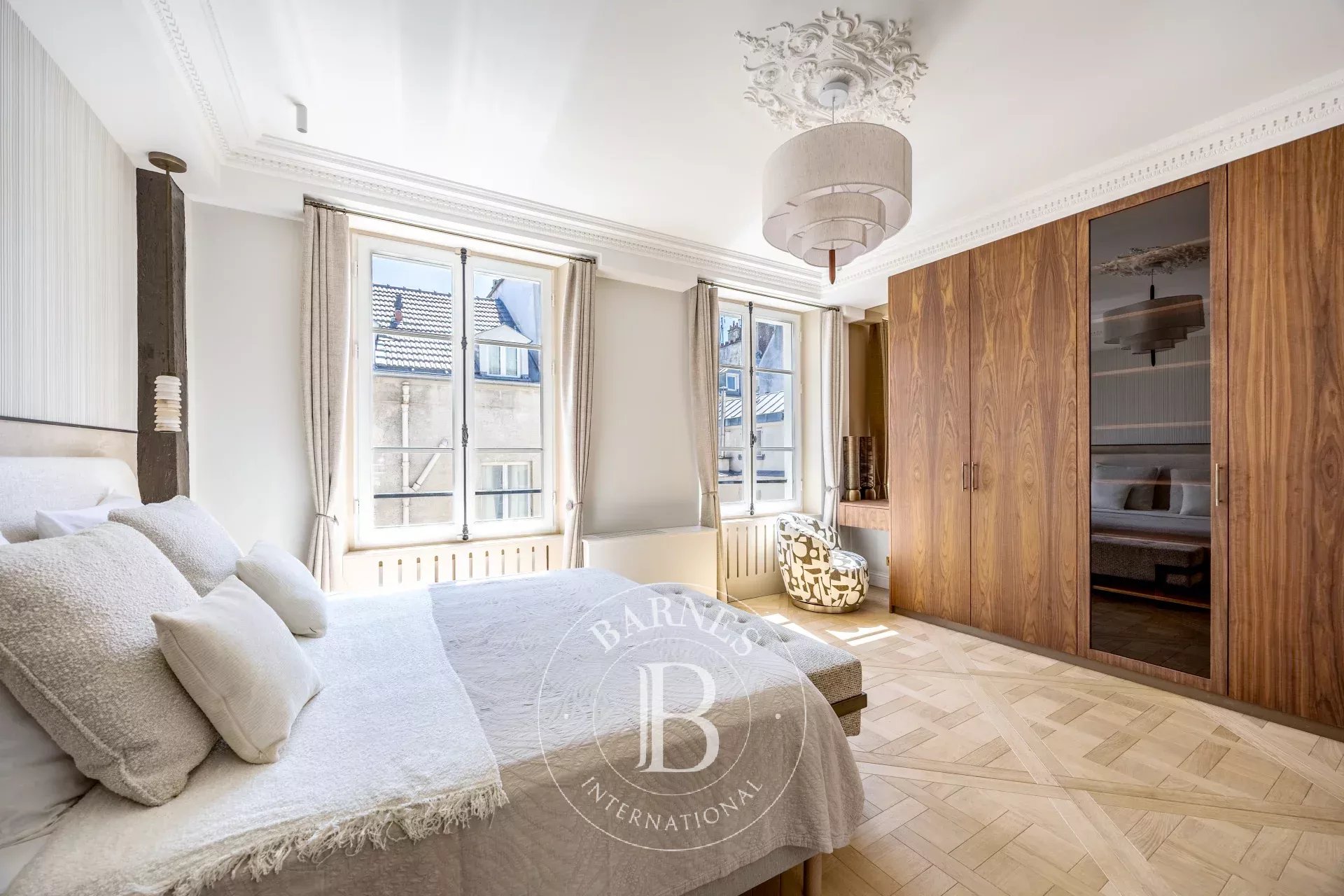 Paris  - Apartment 3 Bedrooms - picture 9