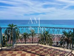 70m2 flat on the Promenade des Anglais Panoramic sea view — photo 1 of 7